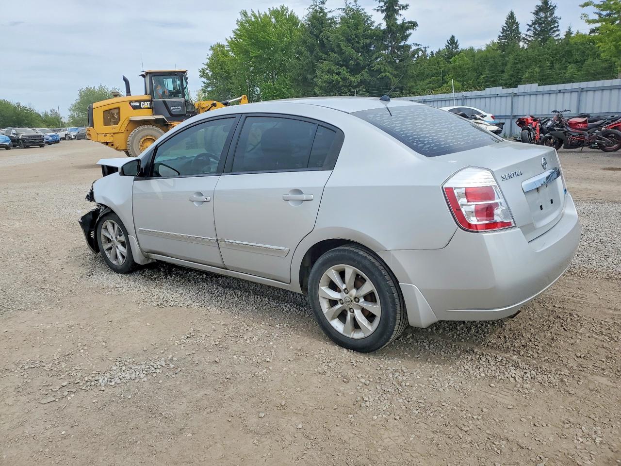 2010 Nissan Sentra 2.0 Silver vin: 3N1AB6APXAL625560