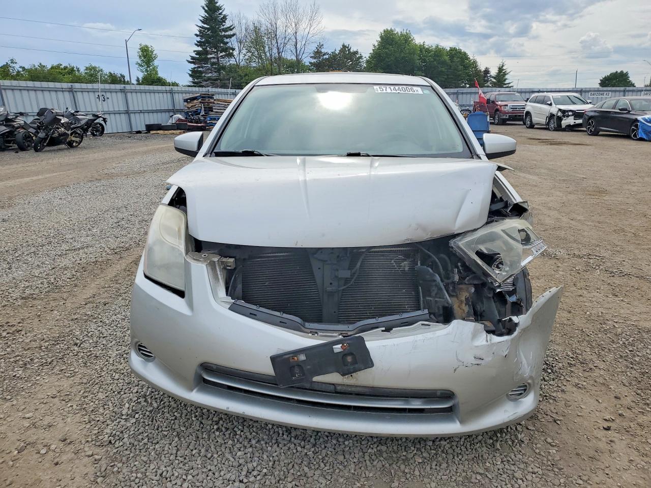 2010 Nissan Sentra 2.0 Silver vin: 3N1AB6APXAL625560
