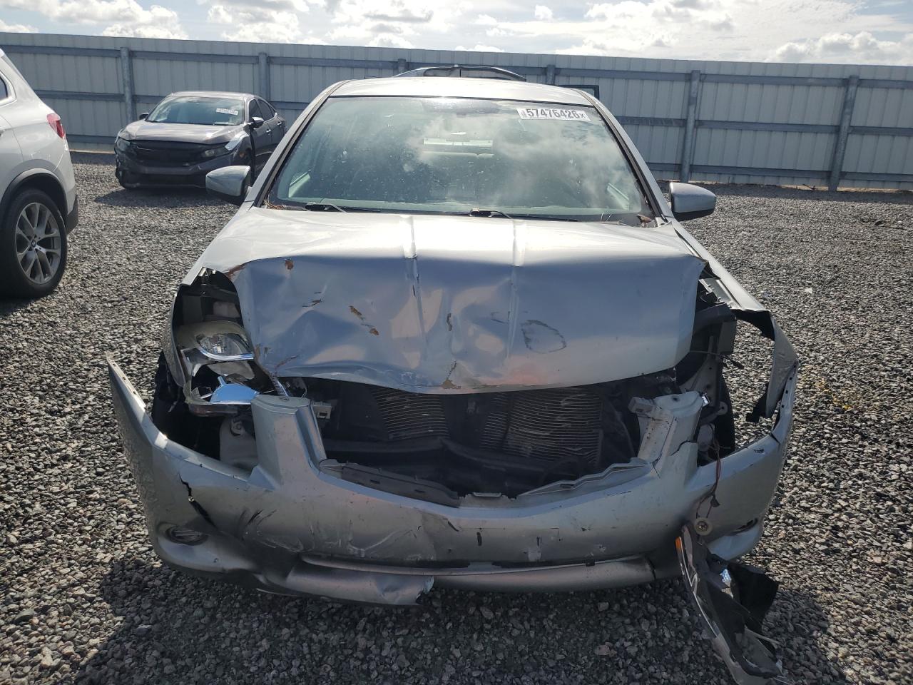 2010 Nissan Sentra 2.0 Silver vin: 3N1AB6APXAL630774