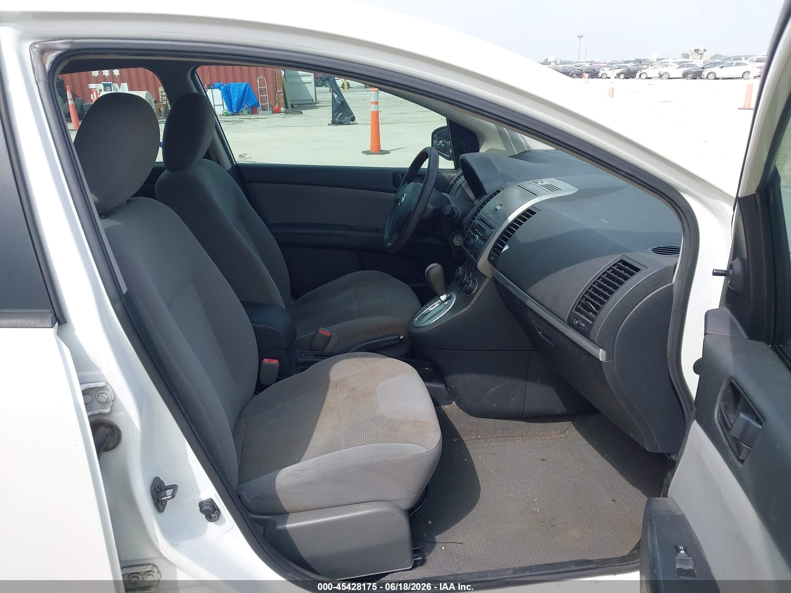 2010 Nissan Sentra 2.0 White vin: 3N1AB6APXAL663077