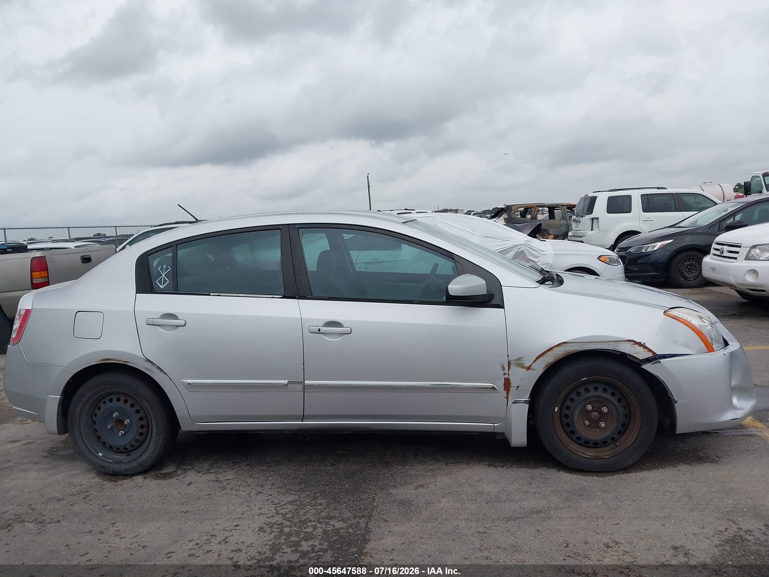 2010 Nissan Sentra 2.0s Silver vin: 3N1AB6APXAL701844