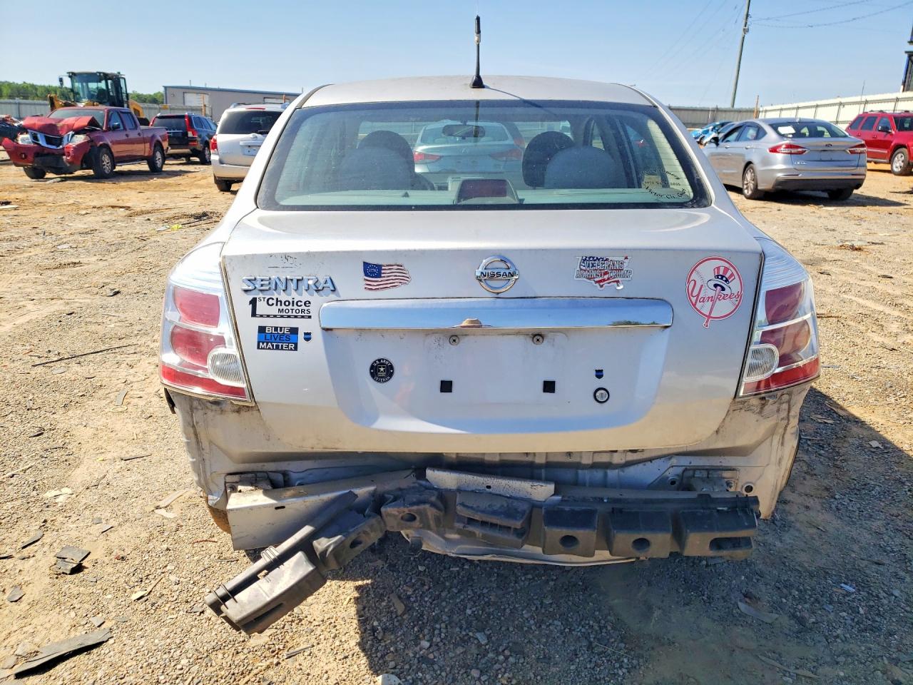2010 Nissan Sentra 2.0 Silver vin: 3N1AB6APXAL711449