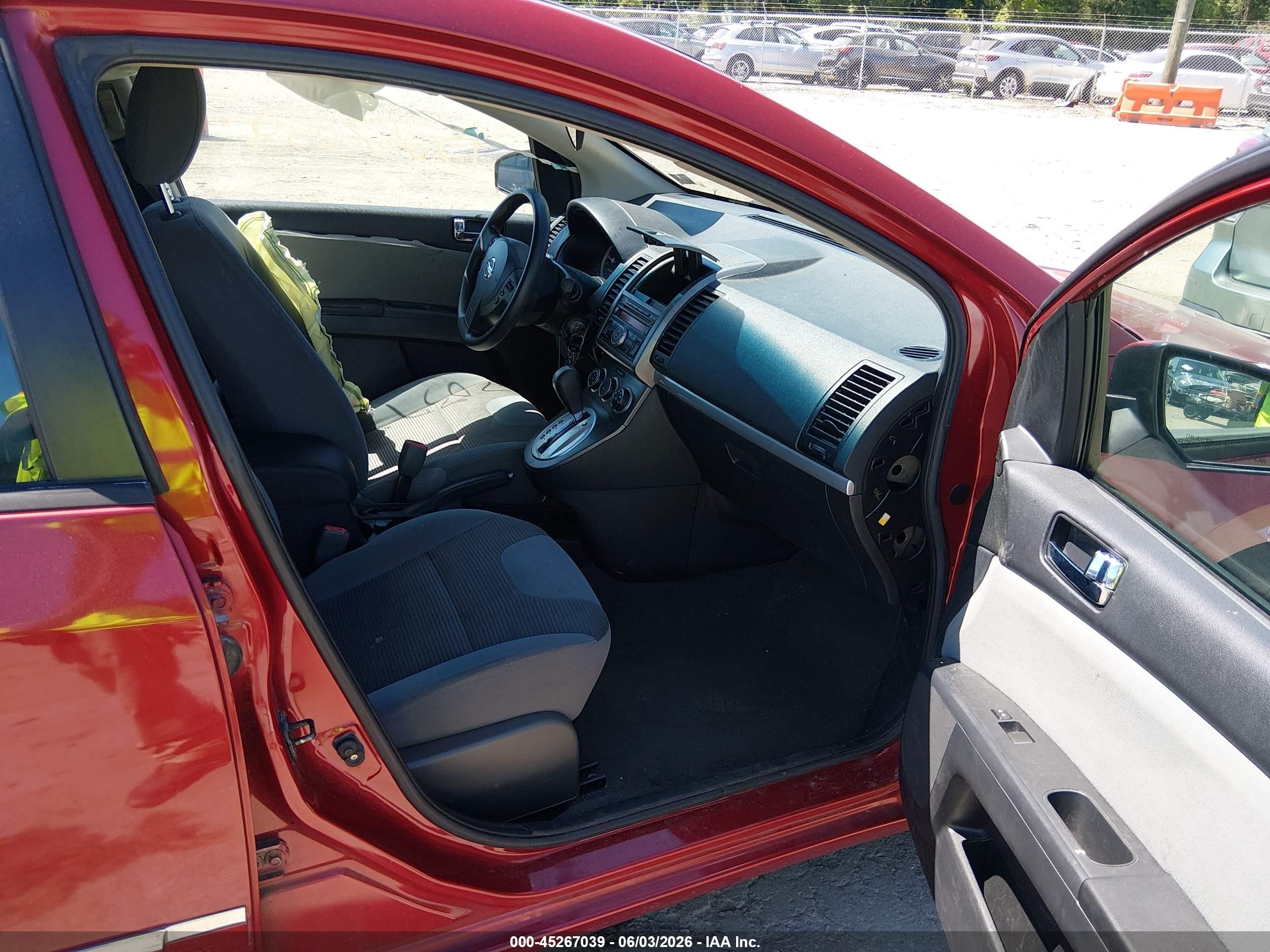 2010 Nissan Sentra 2.0s Red vin: 3N1AB6APXAL724959