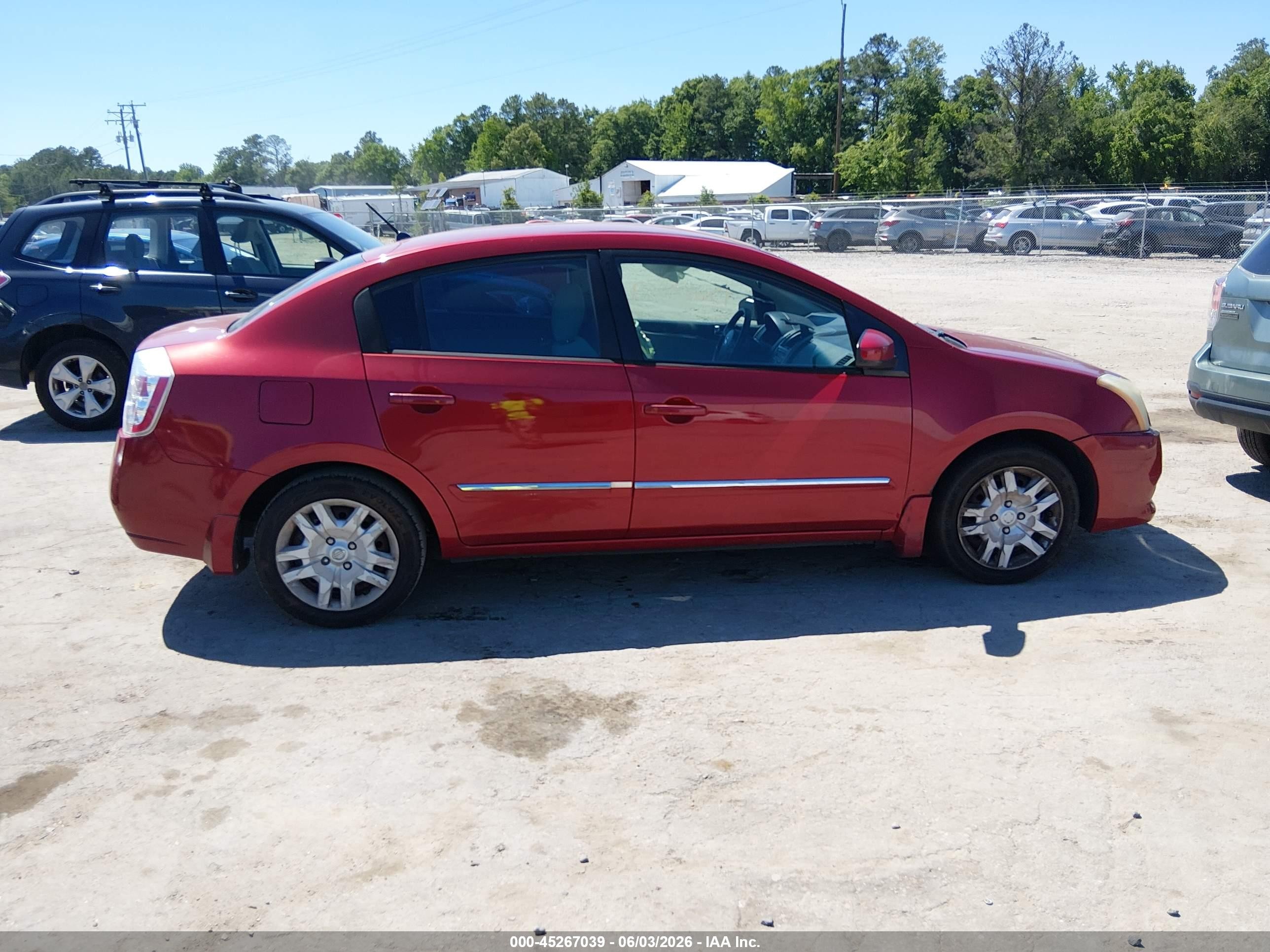 2010 Nissan Sentra 2.0s Red vin: 3N1AB6APXAL724959