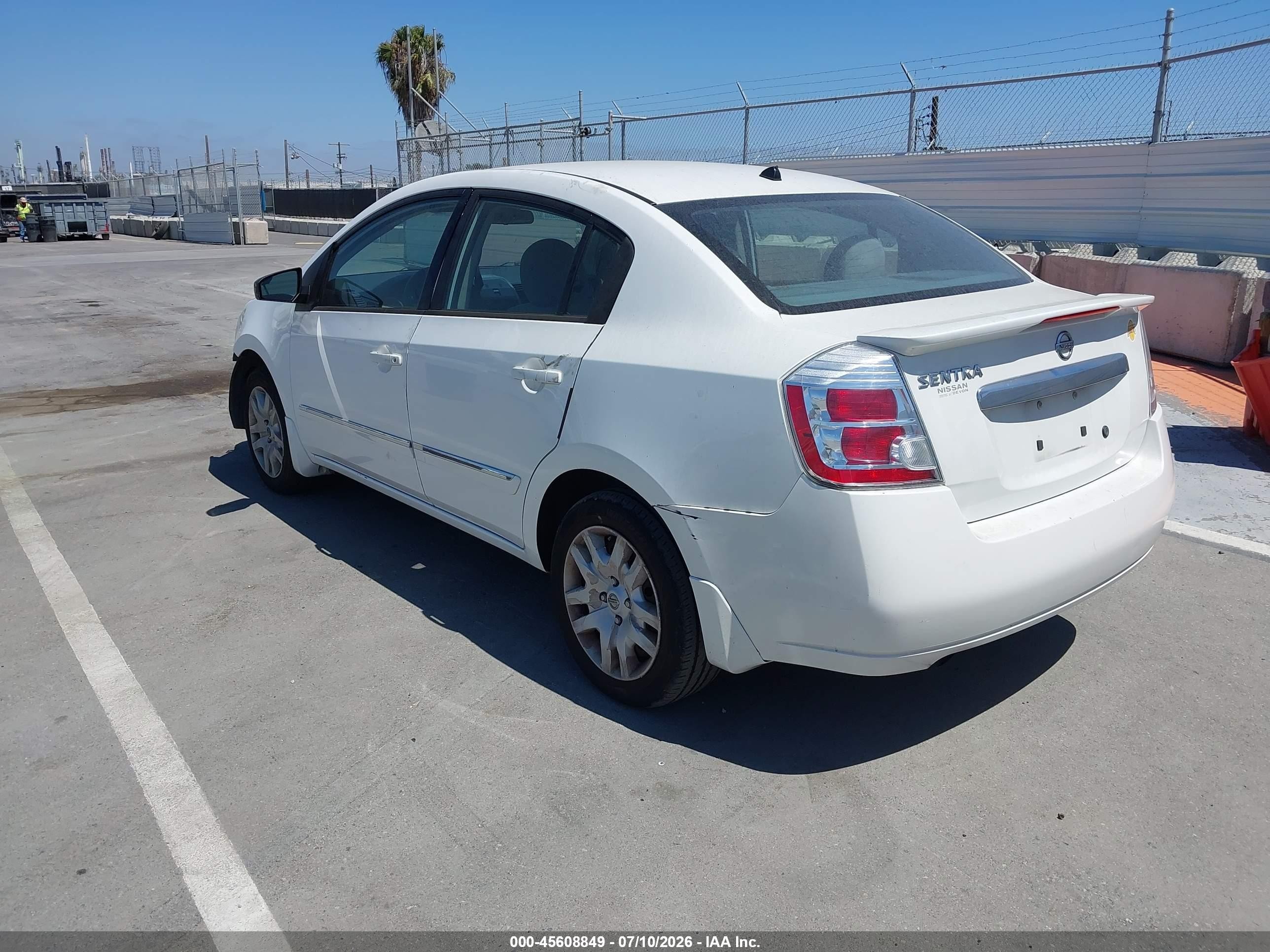 2011 Nissan Sentra 2.0s Белый vin: 3N1AB6APXBL606525