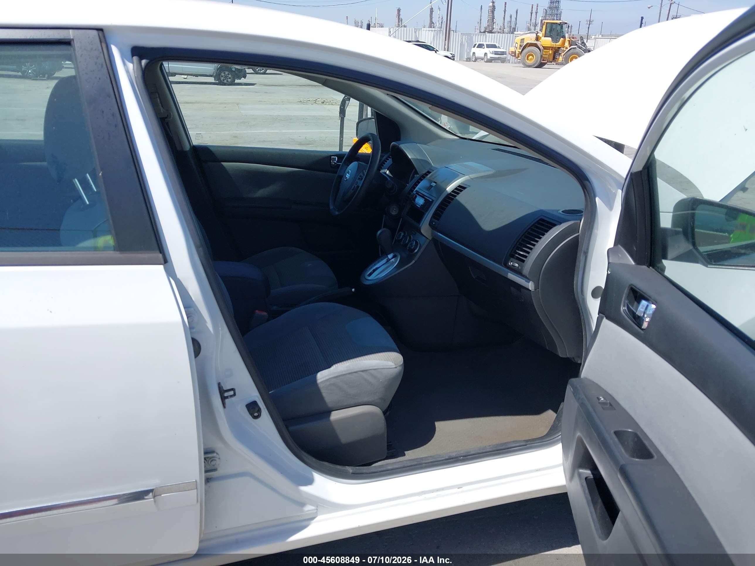 2011 Nissan Sentra 2.0s Белый vin: 3N1AB6APXBL606525