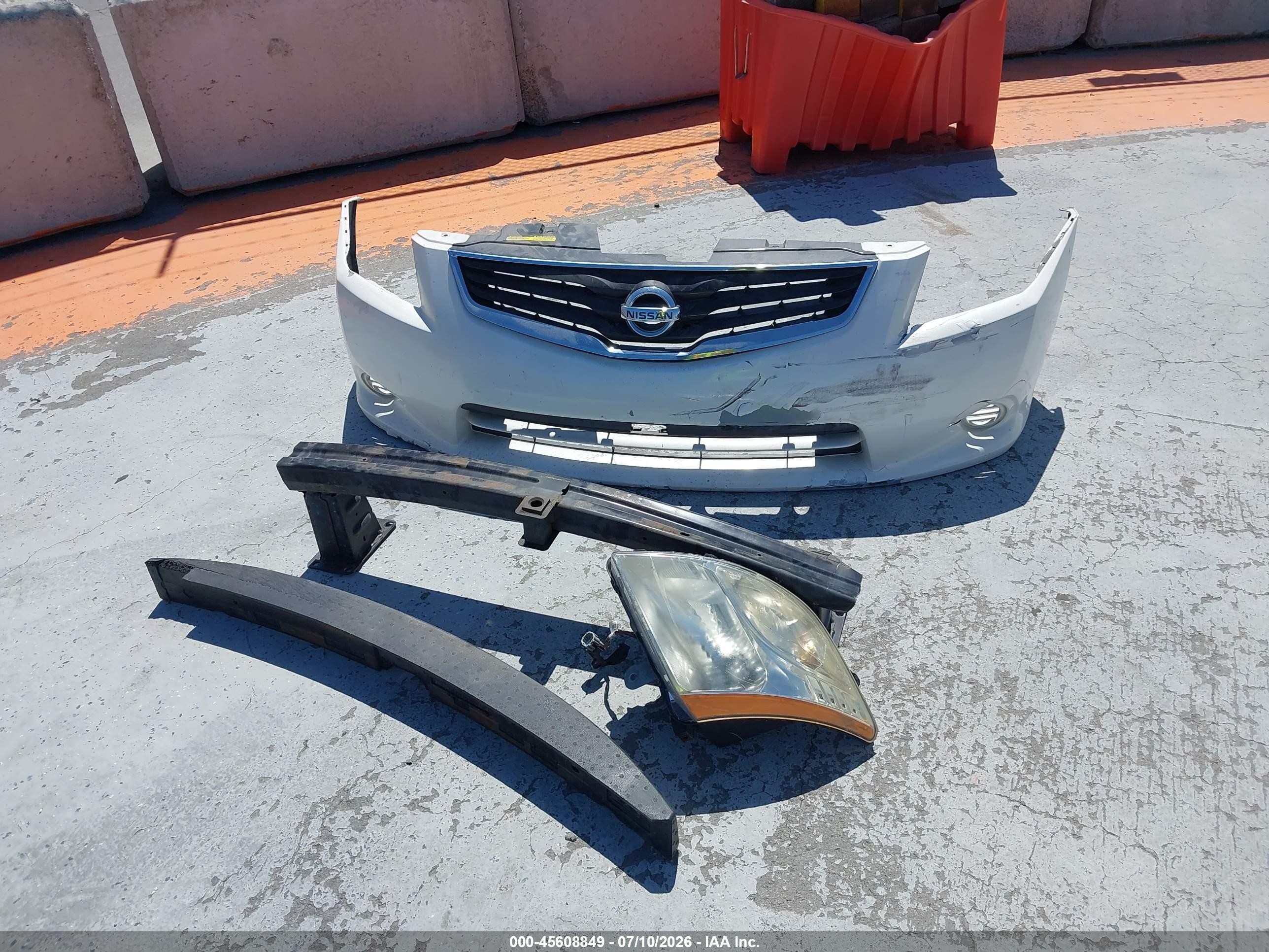 2011 Nissan Sentra 2.0s Белый vin: 3N1AB6APXBL606525