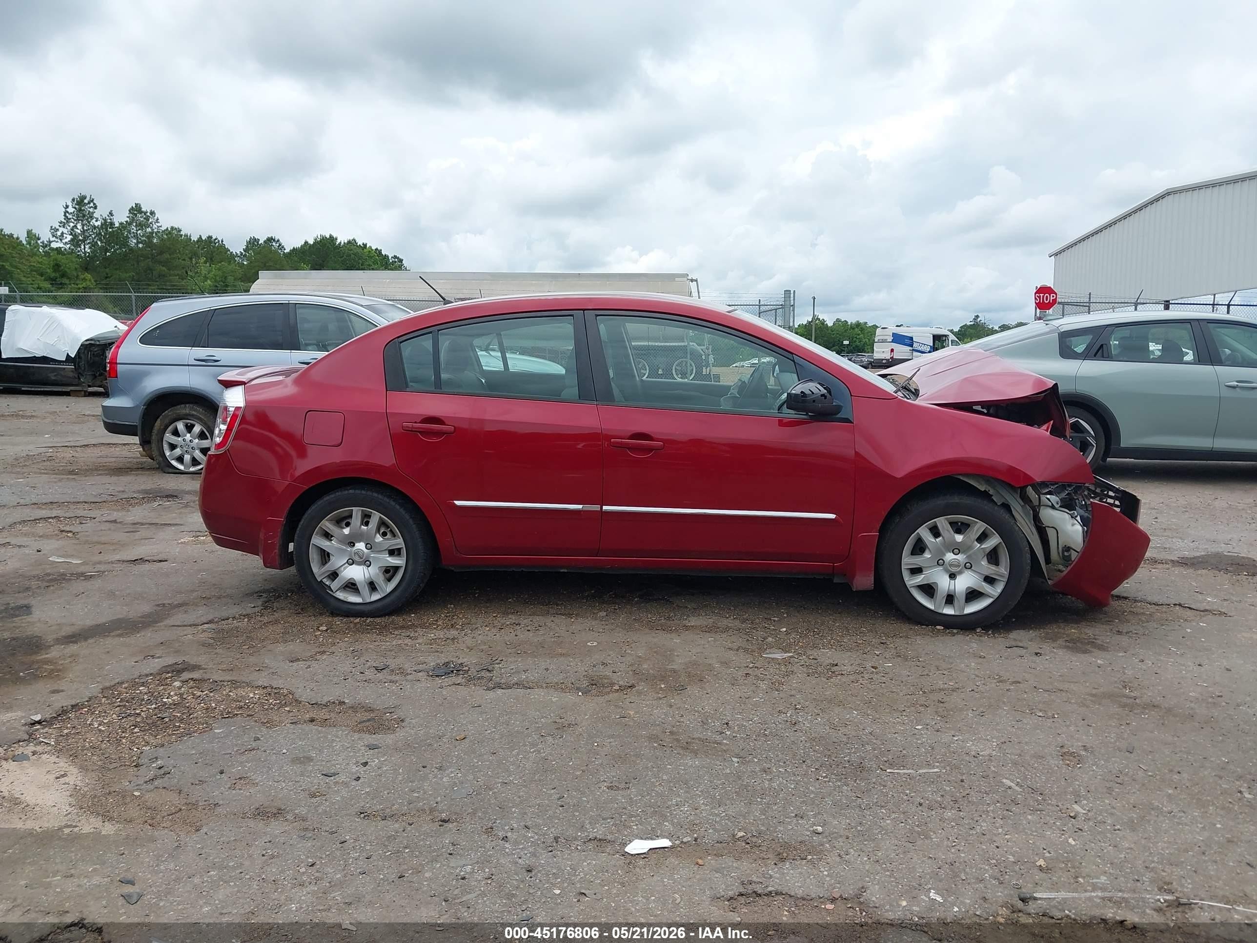 2011 Nissan Sentra 2.0s Red vin: 3N1AB6APXBL607433