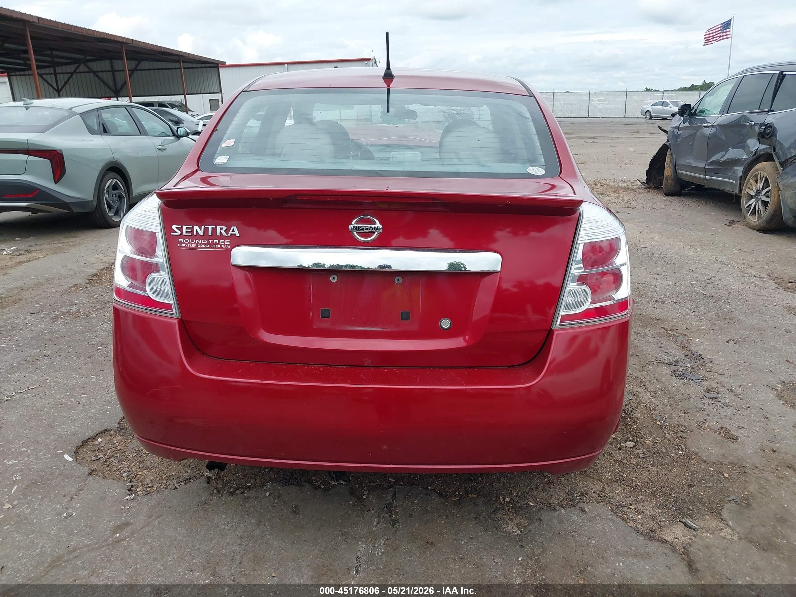 2011 Nissan Sentra 2.0s Red vin: 3N1AB6APXBL607433