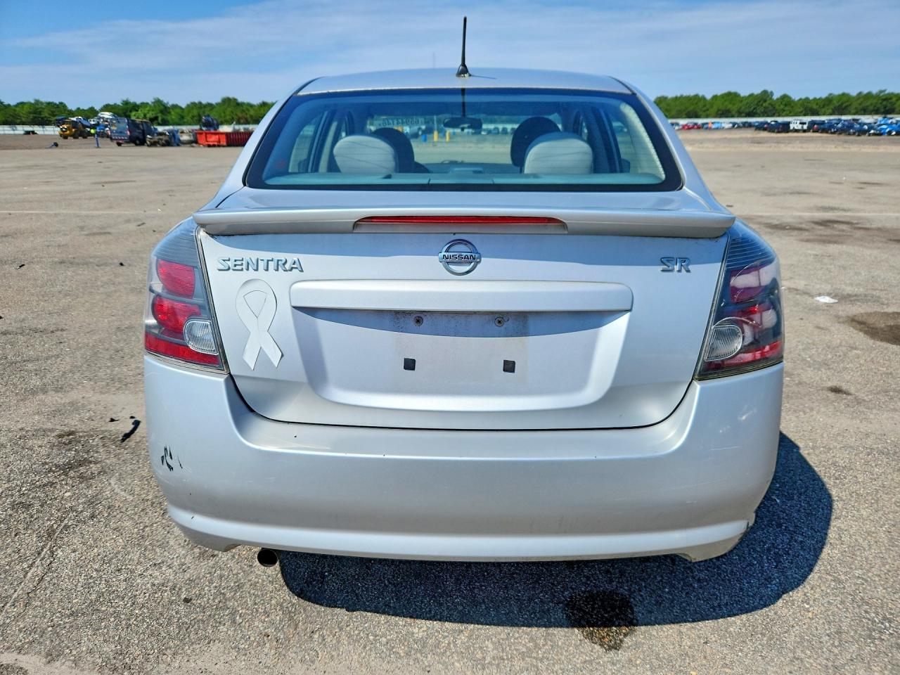 2011 Nissan Sentra 2.0 Silver vin: 3N1AB6APXBL622367