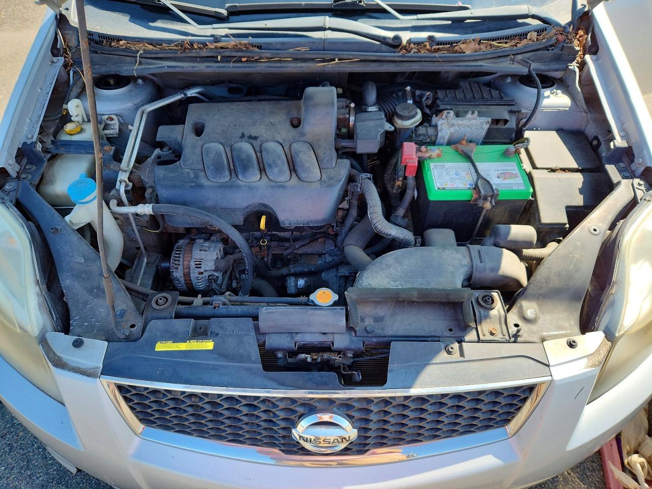 2011 Nissan Sentra 2.0 Silver vin: 3N1AB6APXBL622367