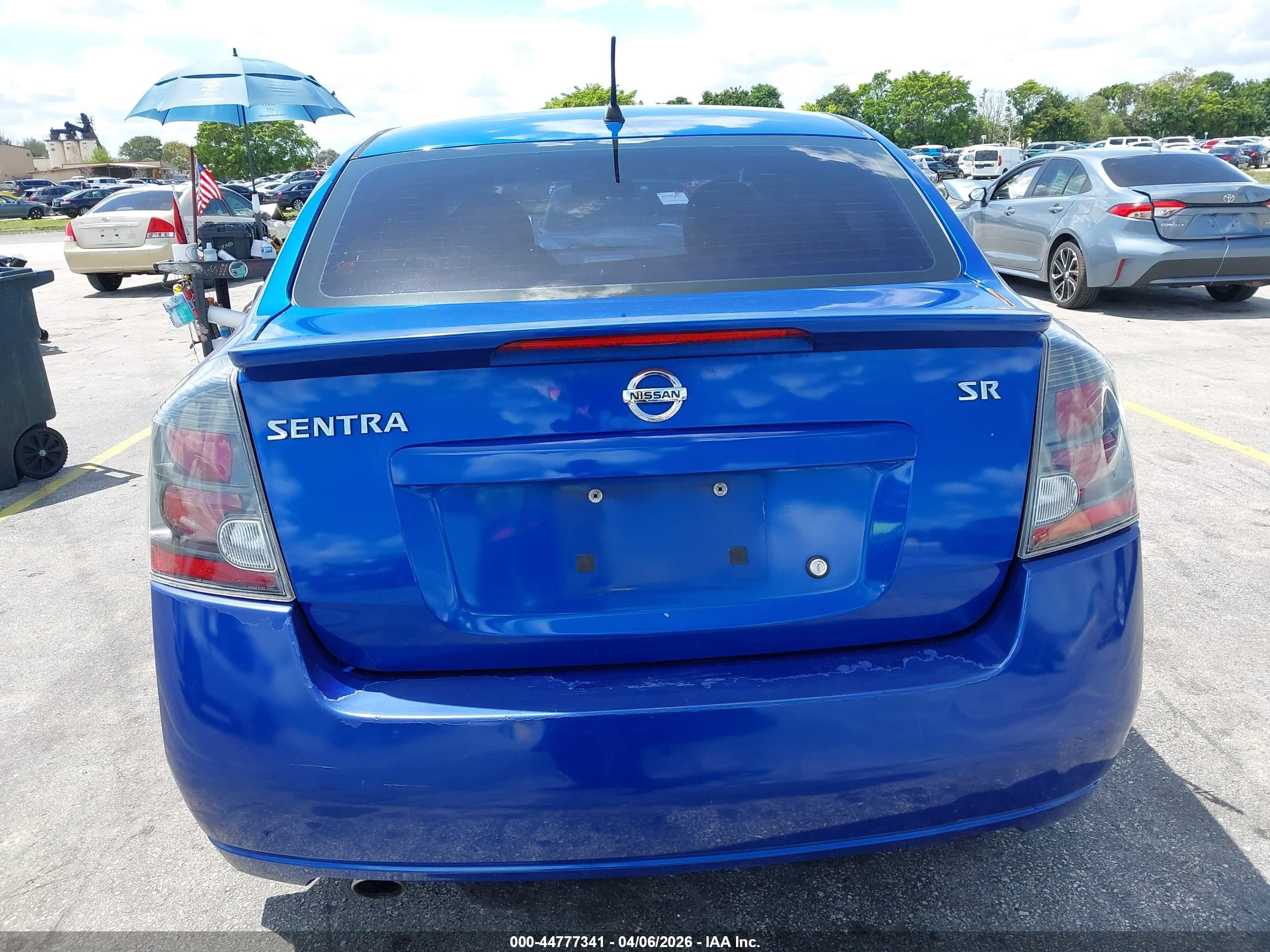 2011 Nissan Sentra 2.0sr Синий vin: 3N1AB6APXBL628184