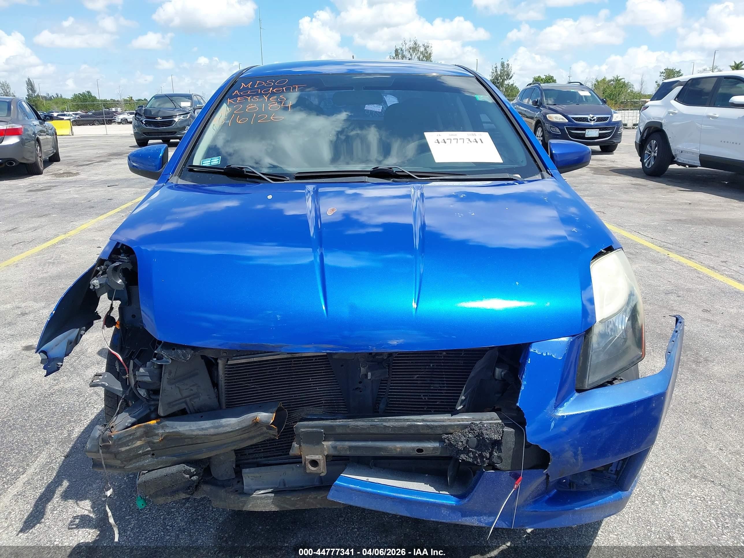 2011 Nissan Sentra 2.0sr Синий vin: 3N1AB6APXBL628184