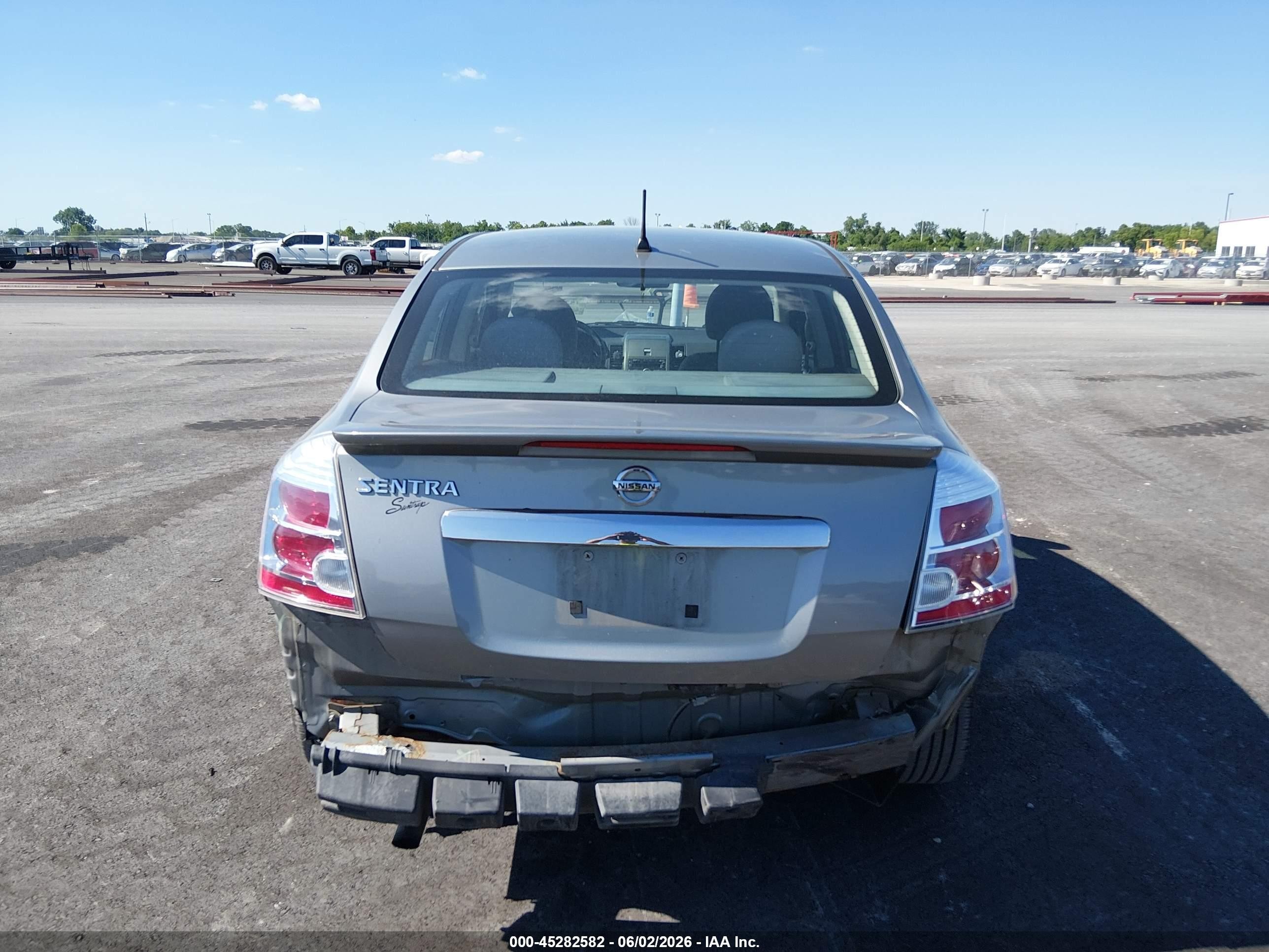 2011 Nissan Sentra 2.0s Silver vin: 3N1AB6APXBL633286