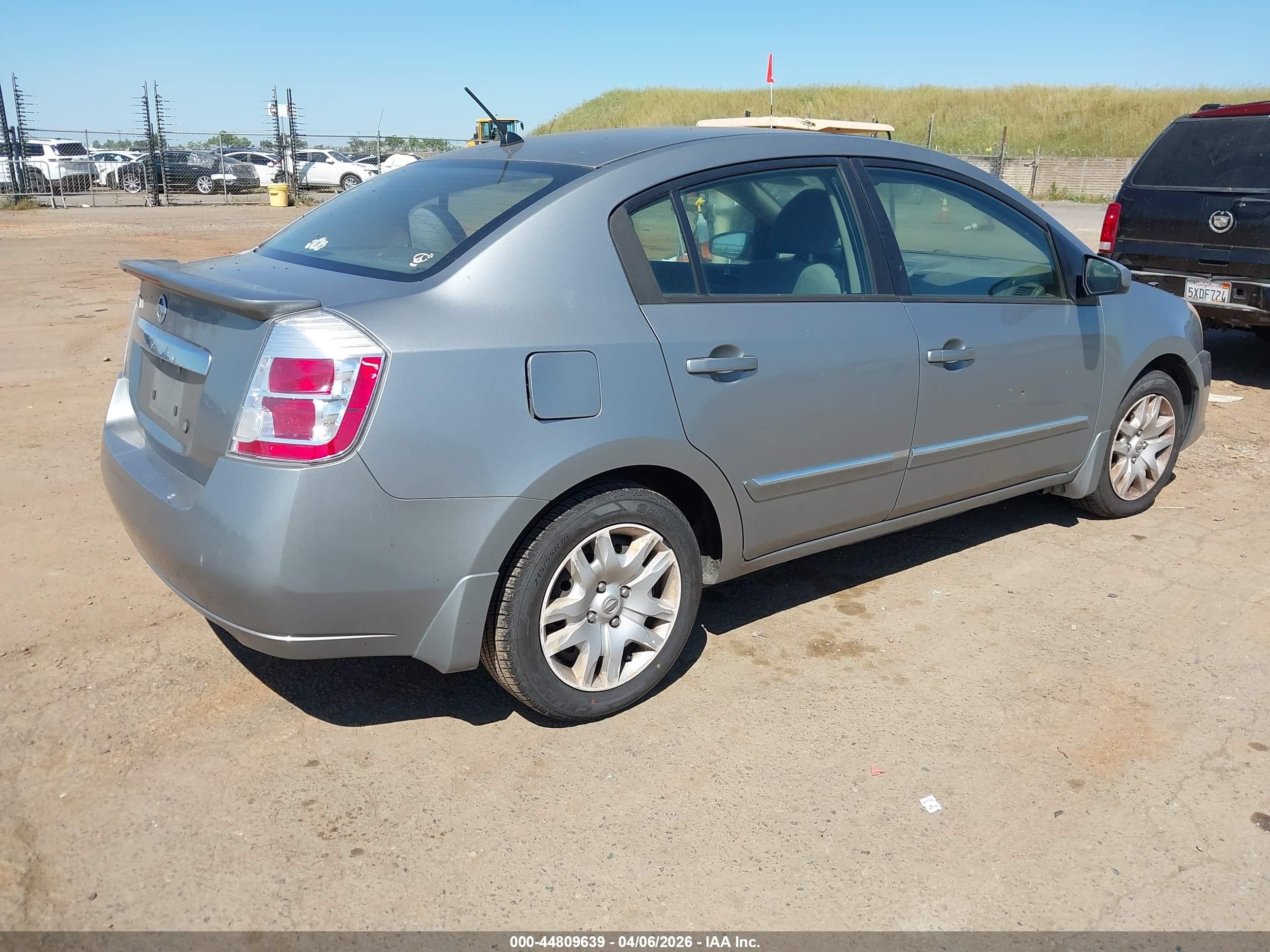 2011 Nissan Sentra 2.0s Gray vin: 3N1AB6APXBL660097
