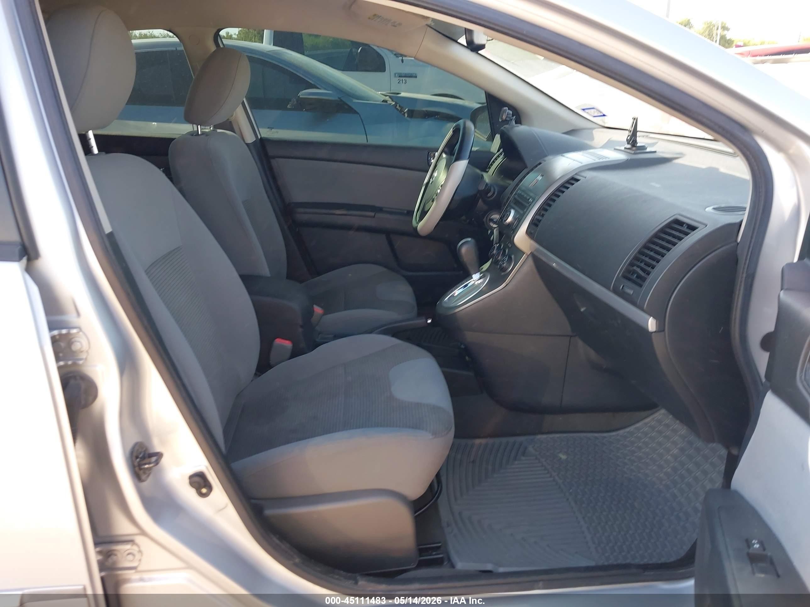 2011 Nissan Sentra 2.0s Silver vin: 3N1AB6APXBL675506