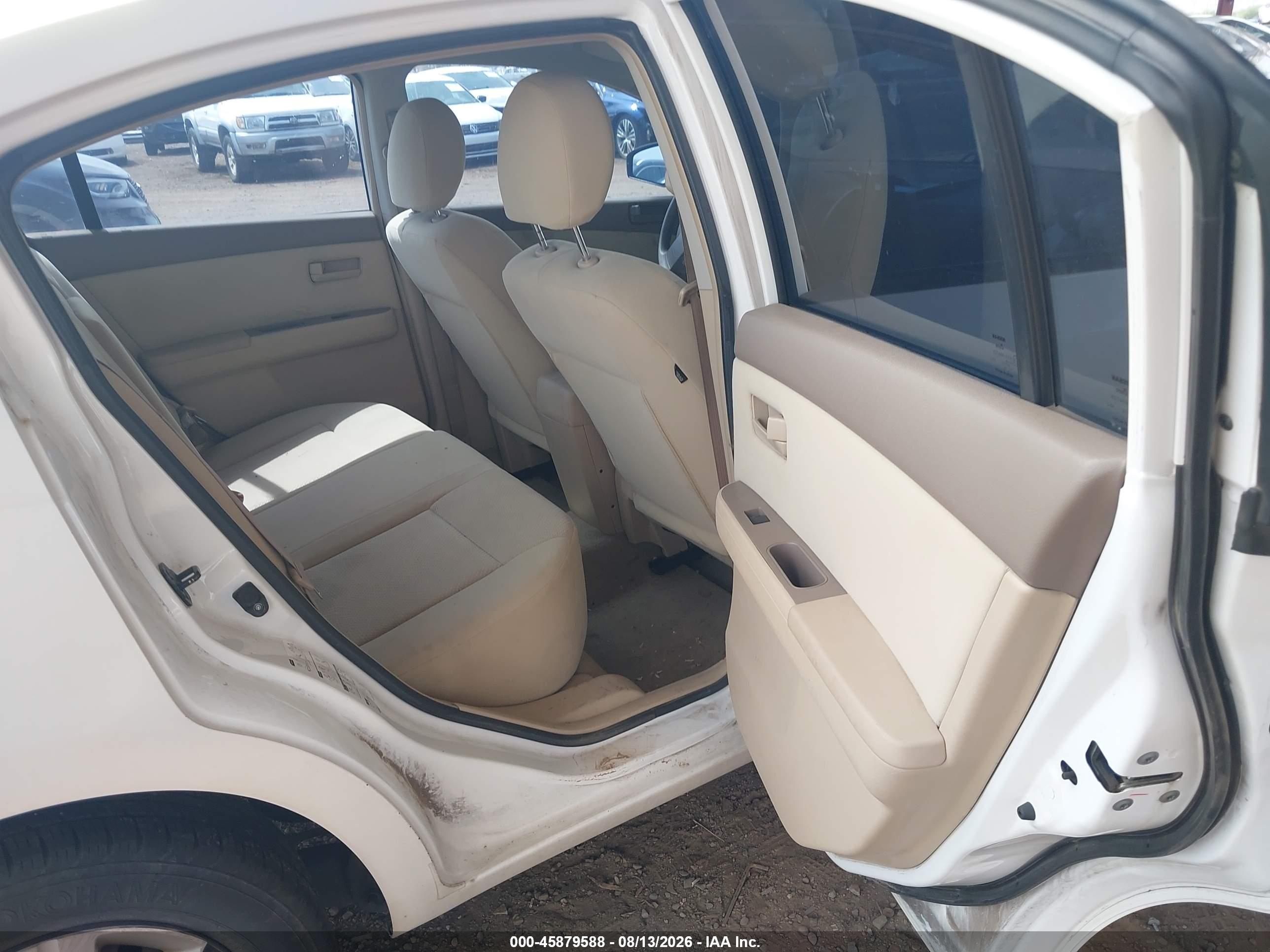 2011 Nissan Sentra 2.0 Белый vin: 3N1AB6APXBL679913