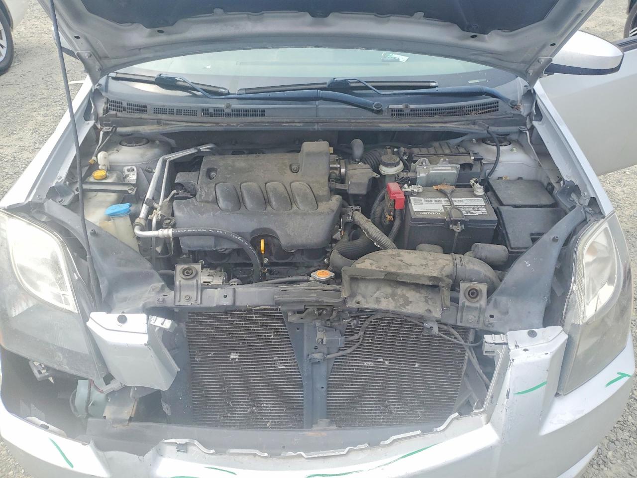 2011 Nissan Sentra 2.0 Серебряный vin: 3N1AB6APXBL687204