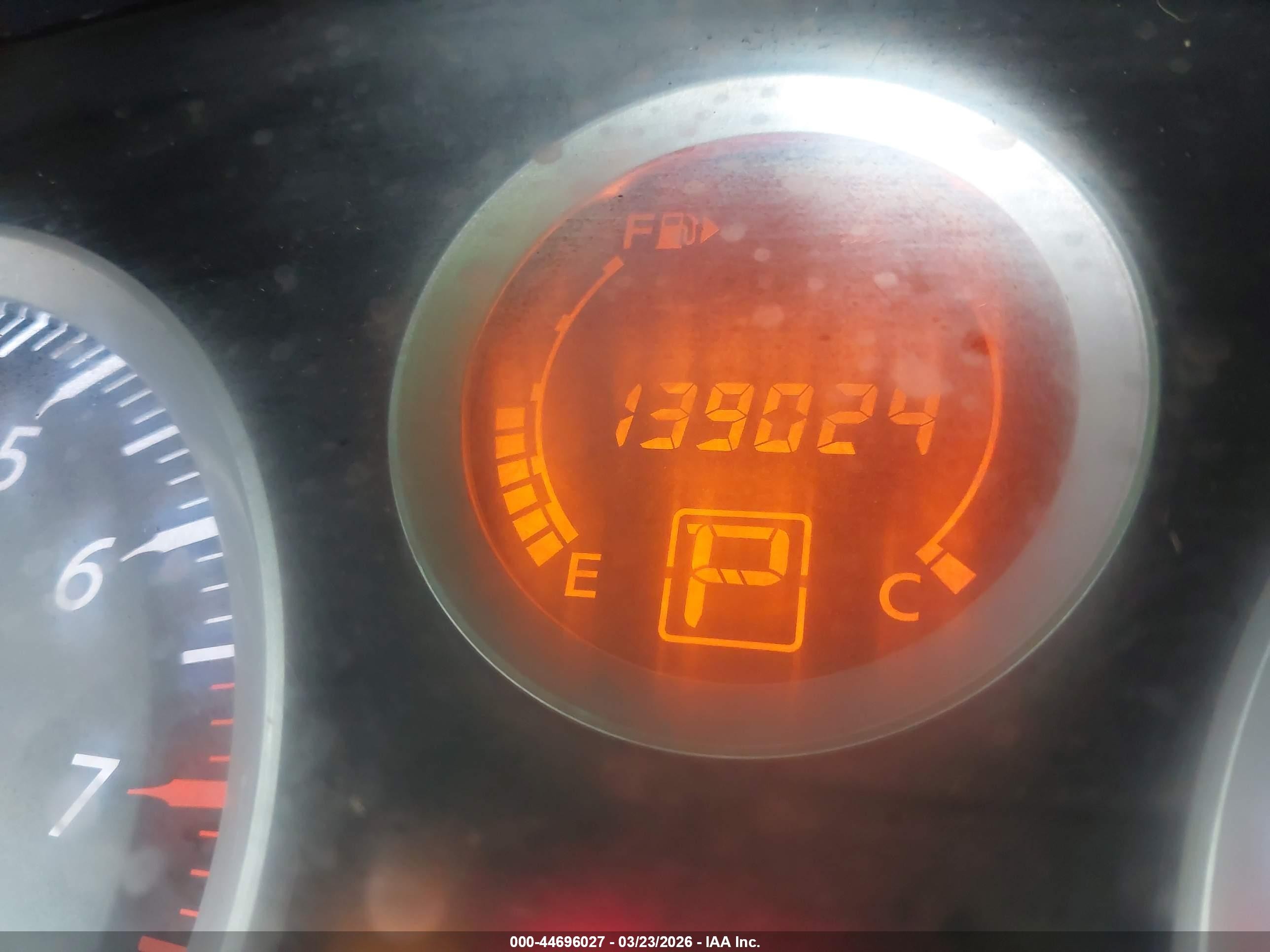 2011 Nissan Sentra 2.0 Белый vin: 3N1AB6APXBL695724