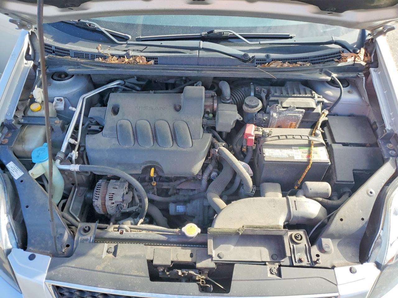 2011 Nissan Sentra 2.0 Silver vin: 3N1AB6APXBL710769