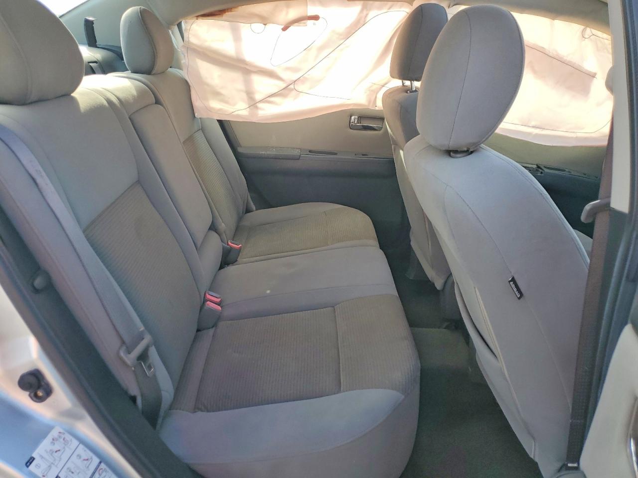 2011 Nissan Sentra 2.0 Silver vin: 3N1AB6APXBL710769