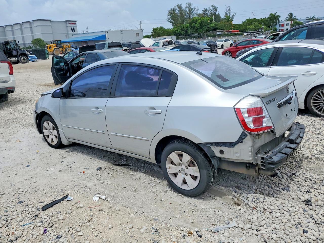 2011 Nissan Sentra 2.0 Silver vin: 3N1AB6APXBL729306
