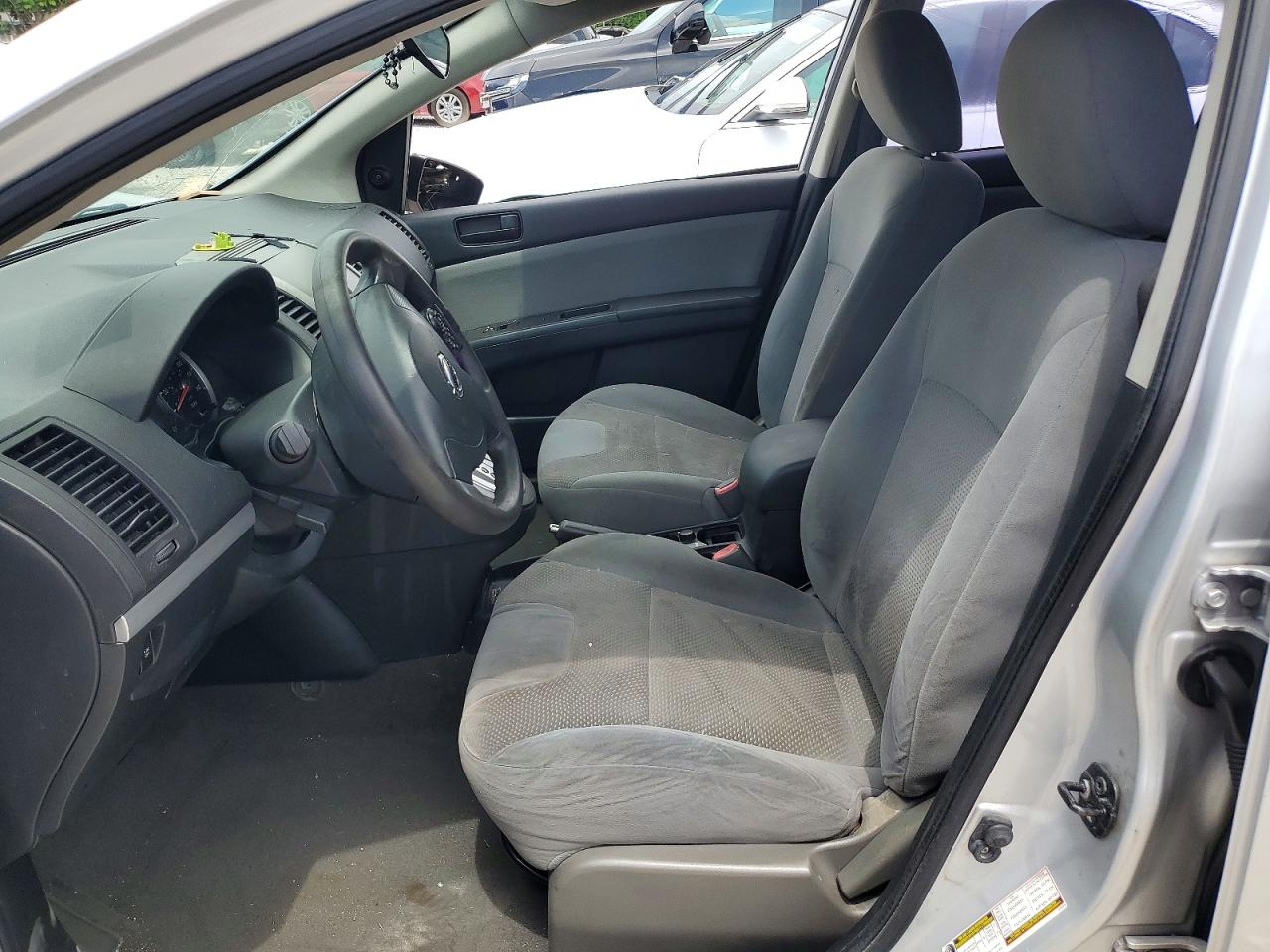 2011 Nissan Sentra 2.0 Silver vin: 3N1AB6APXBL729306