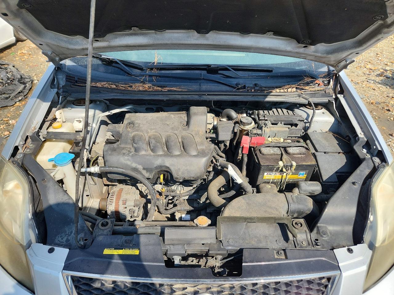 2011 Nissan Sentra 2.0 Silver vin: 3N1AB6APXBL732299