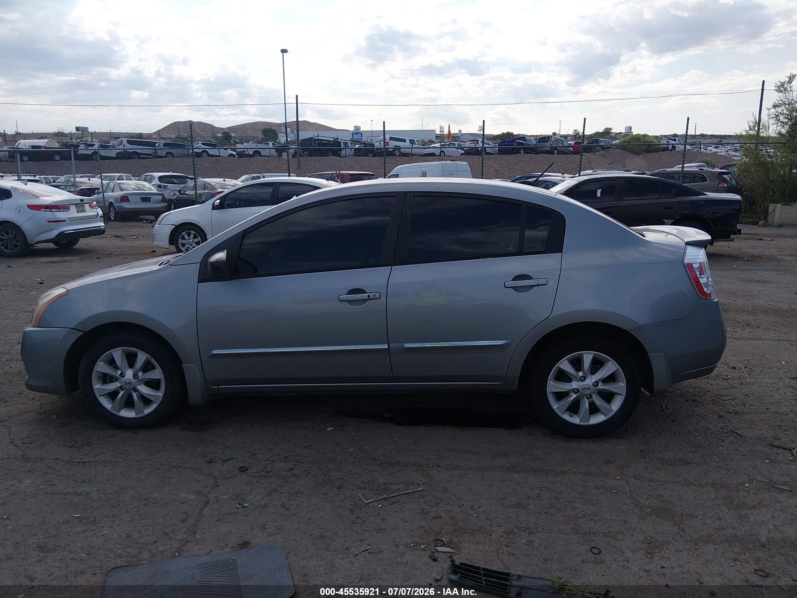 2012 Nissan Sentra 2.0 Sl Серебряный vin: 3N1AB6APXCL610799