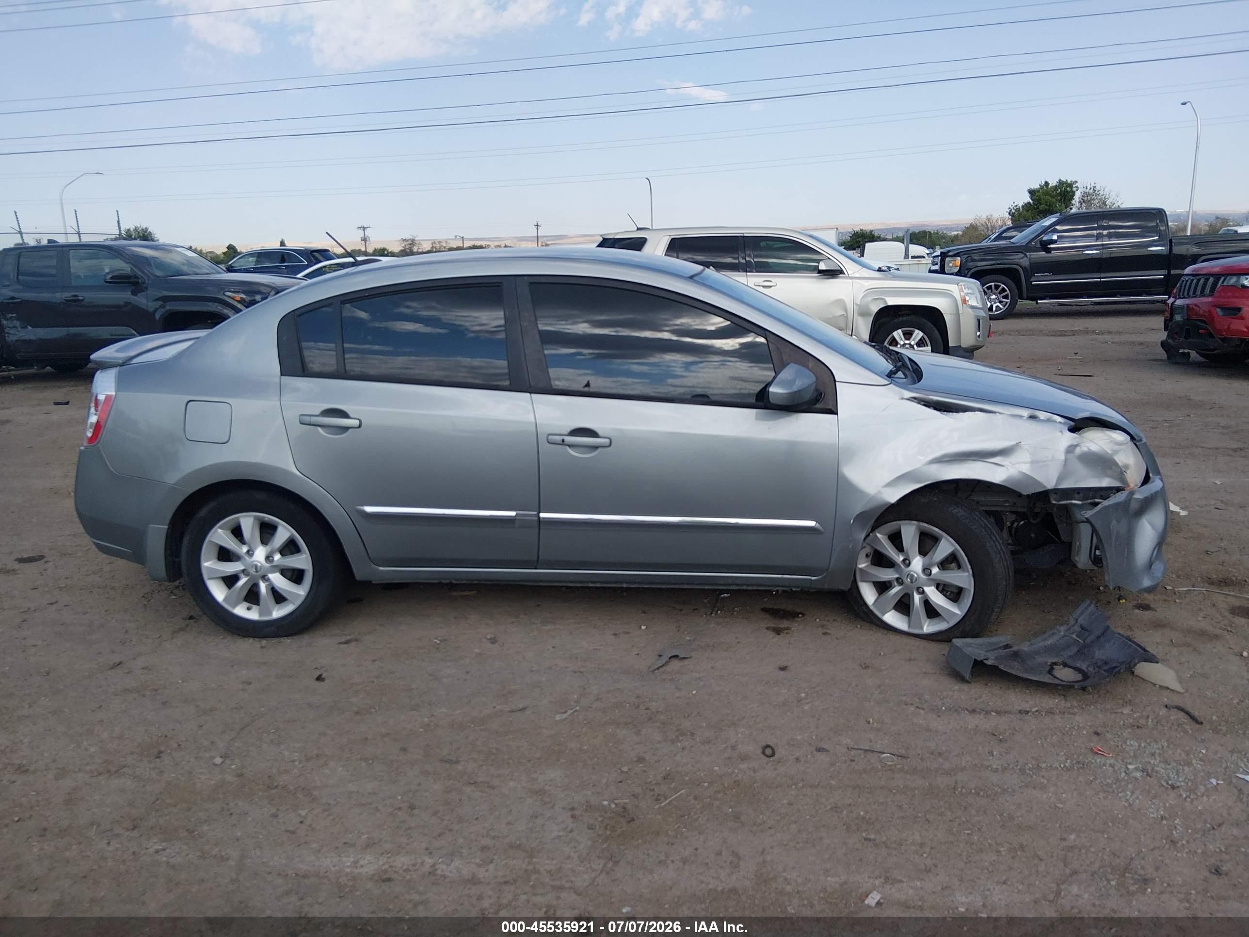 2012 Nissan Sentra 2.0 Sl Серебряный vin: 3N1AB6APXCL610799