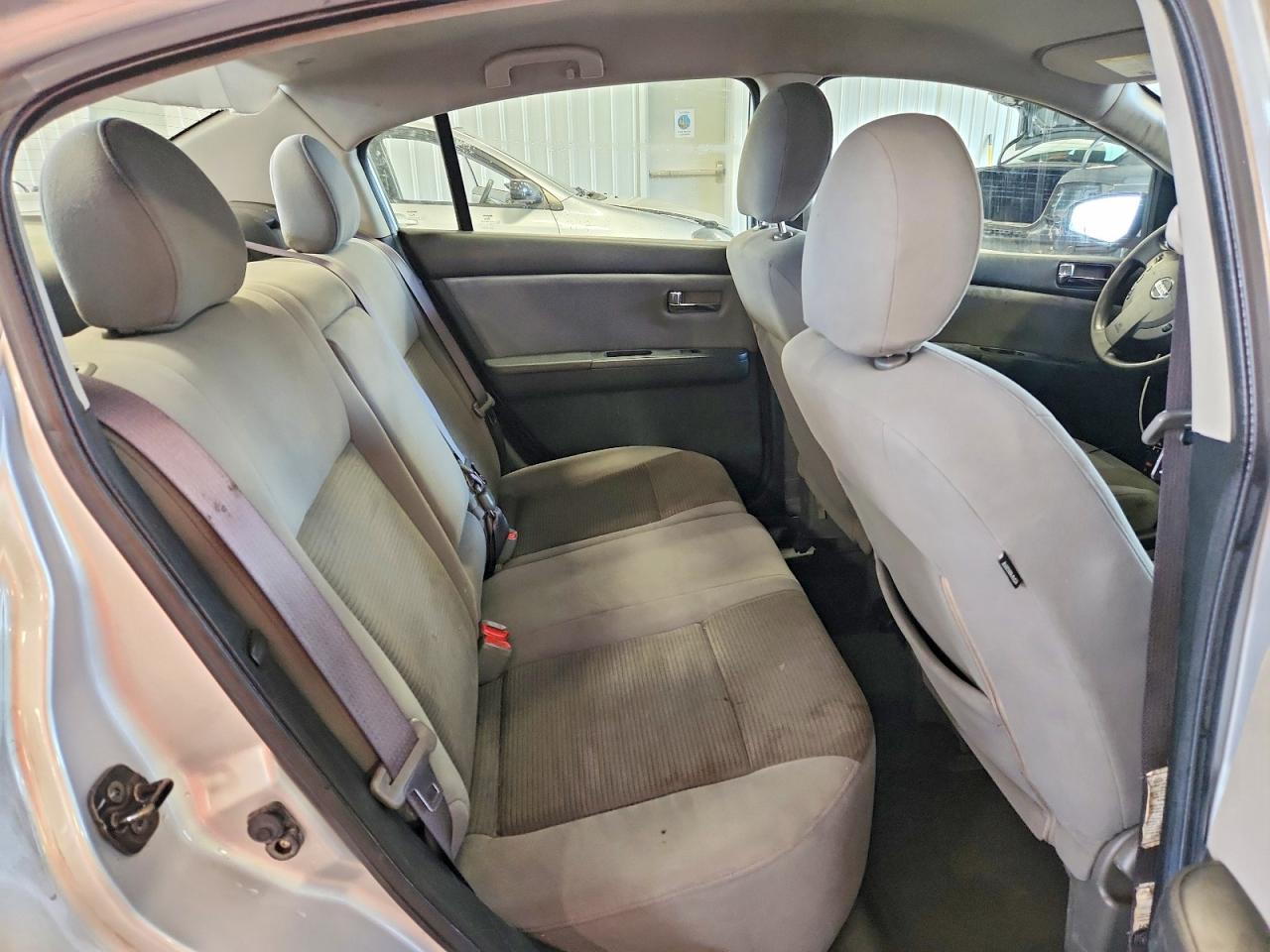 2012 Nissan Sentra 2.0 Silver vin: 3N1AB6APXCL615629