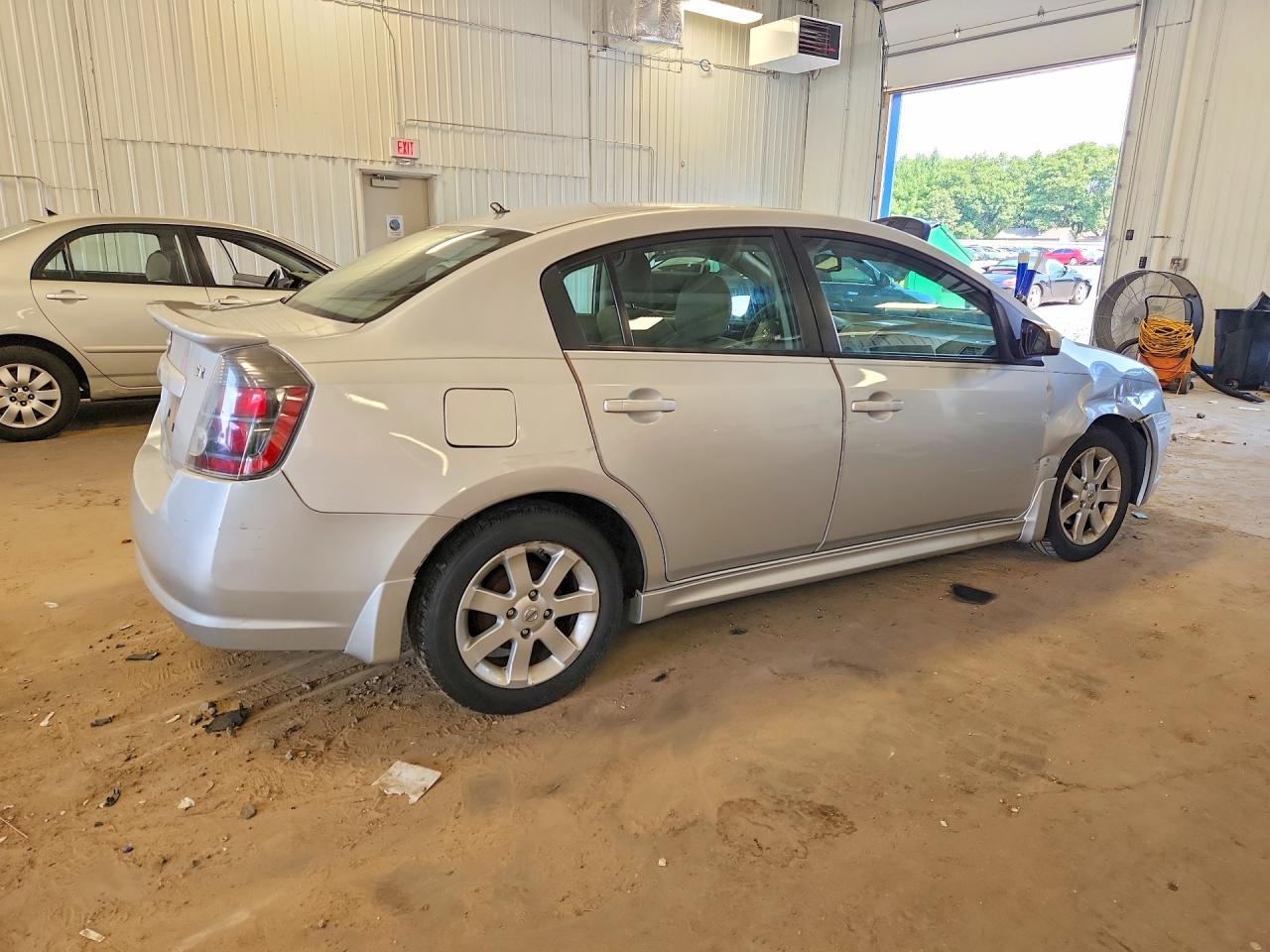 2012 Nissan Sentra 2.0 Silver vin: 3N1AB6APXCL615629