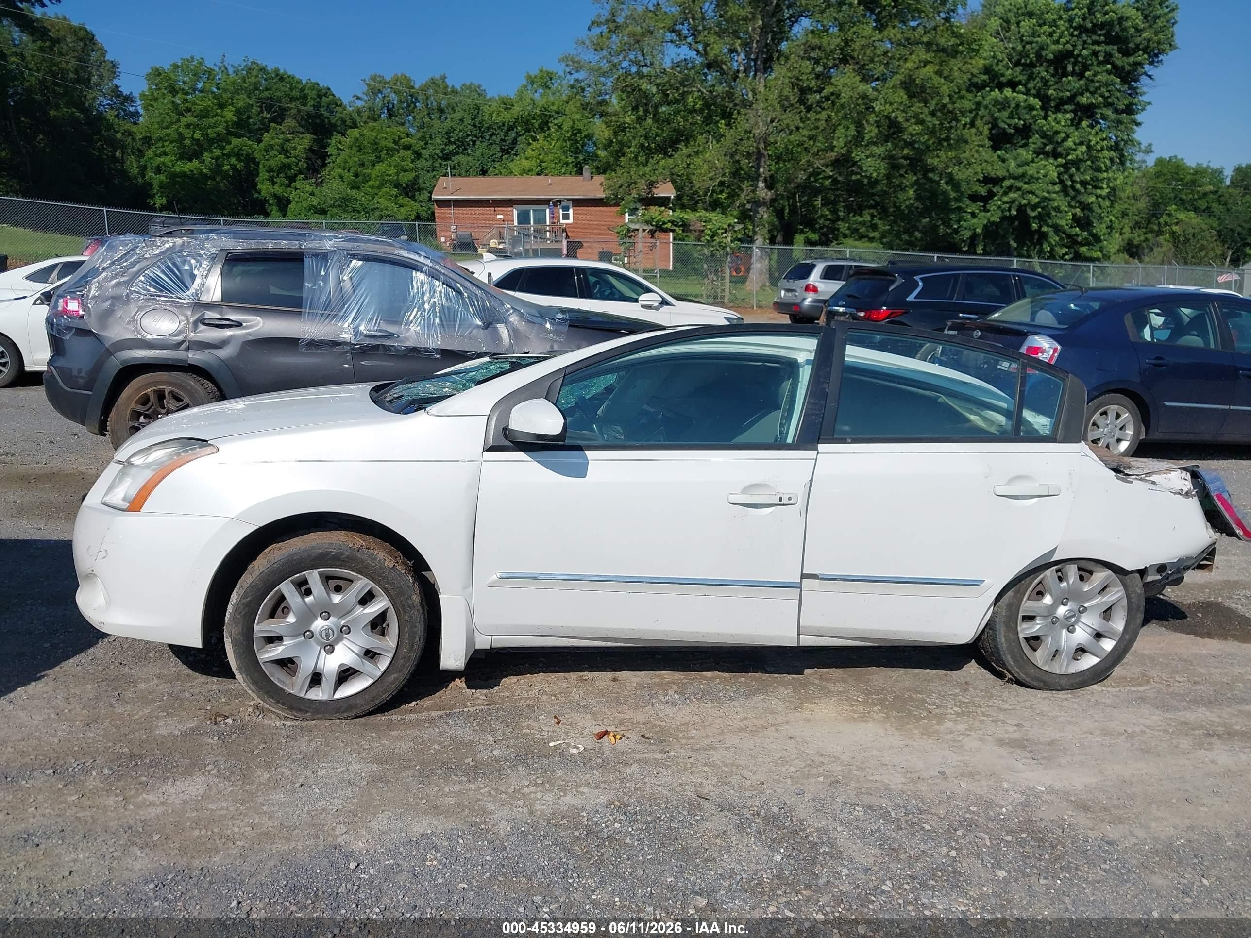 2012 Nissan Sentra 2.0 S White vin: 3N1AB6APXCL653815
