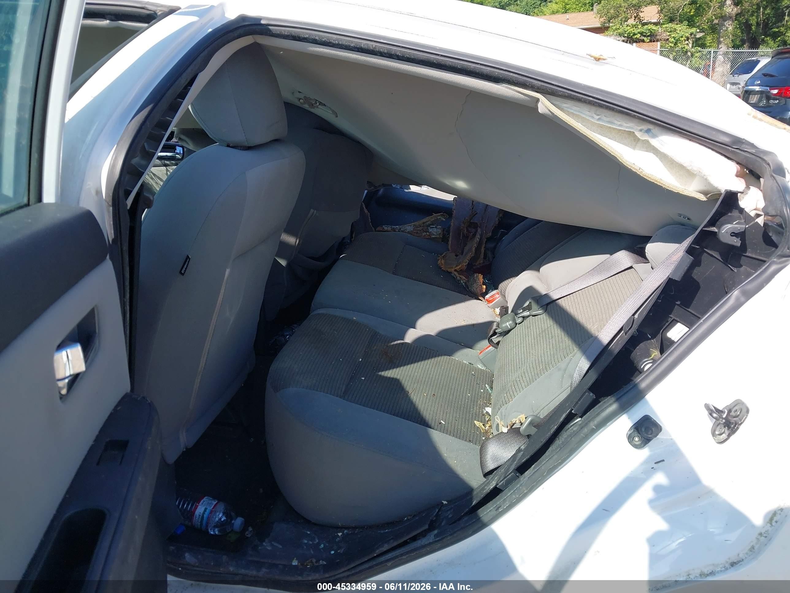 2012 Nissan Sentra 2.0 S White vin: 3N1AB6APXCL653815