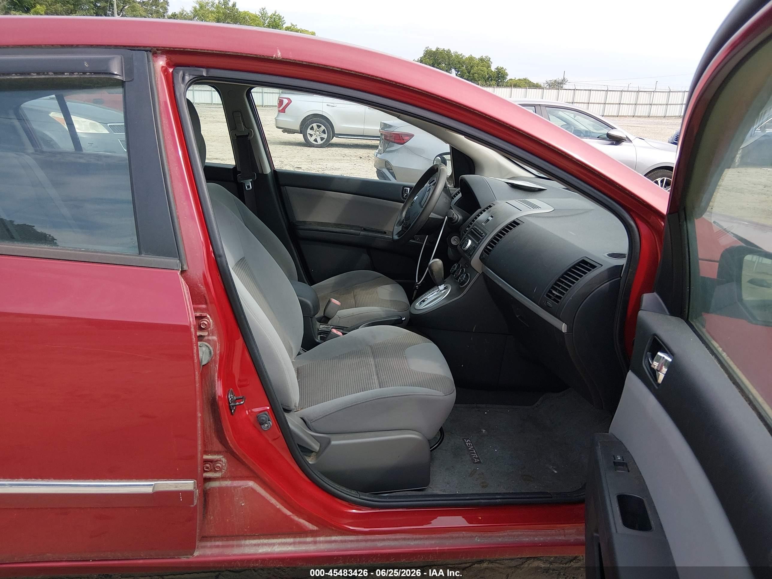 2012 Nissan Sentra 2.0 S Red vin: 3N1AB6APXCL681615