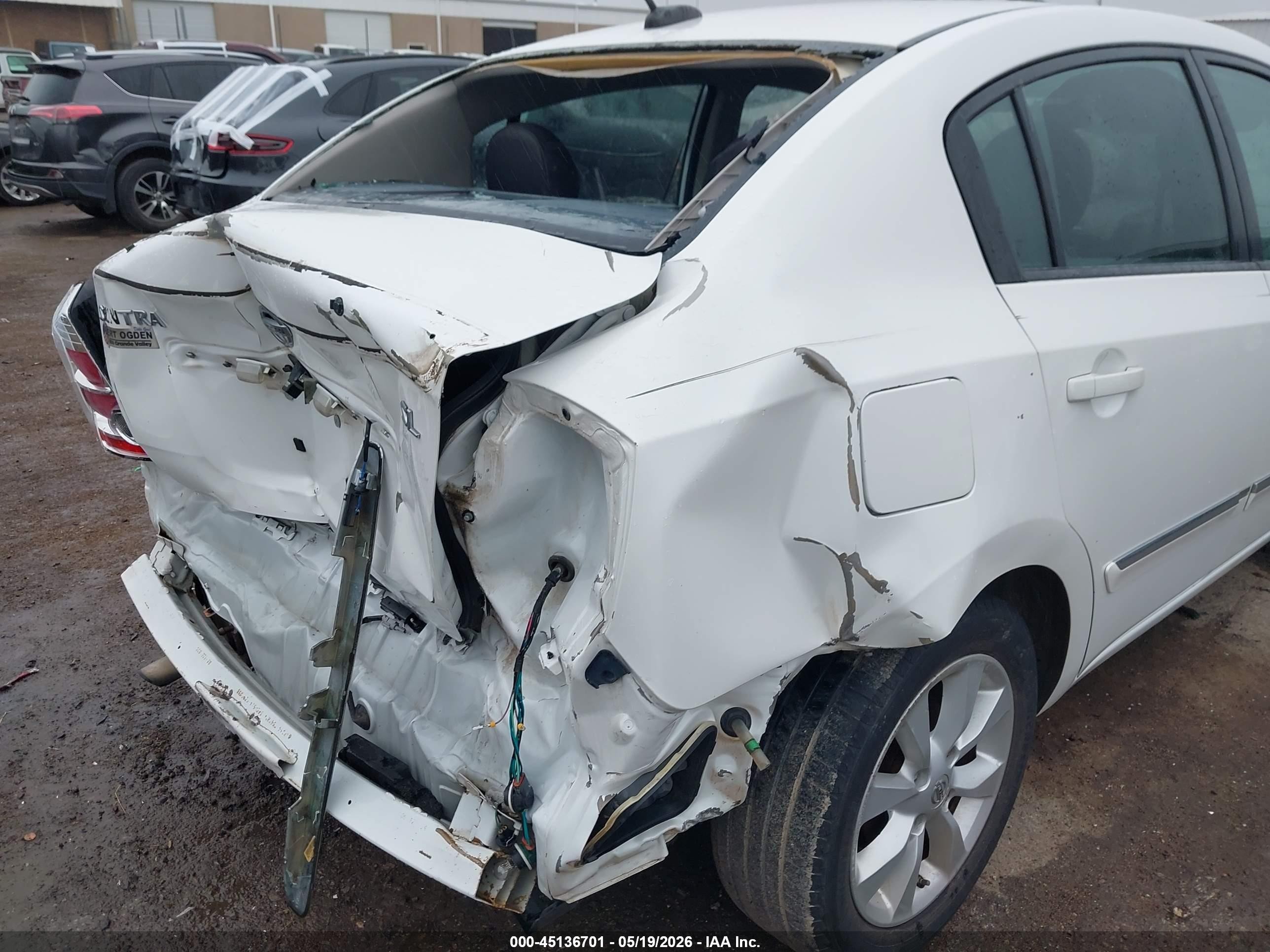 2012 Nissan Sentra 2.0 Sl Белый vin: 3N1AB6APXCL697698