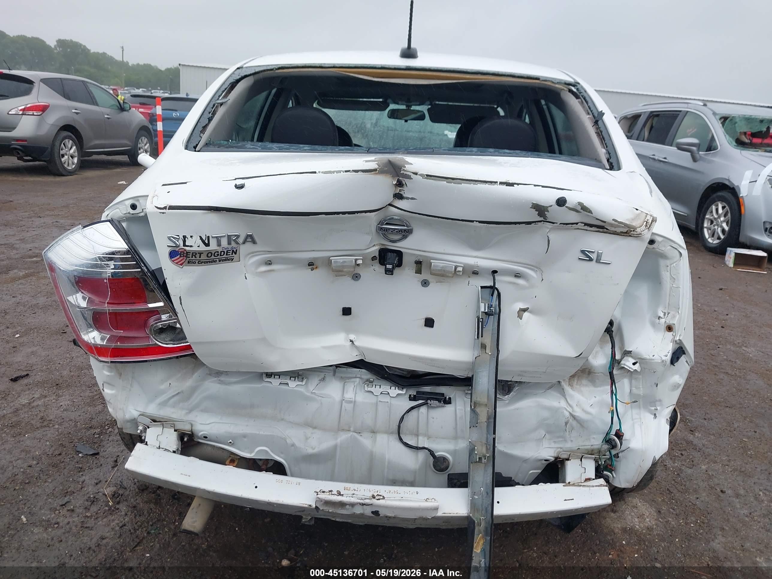 2012 Nissan Sentra 2.0 Sl Белый vin: 3N1AB6APXCL697698