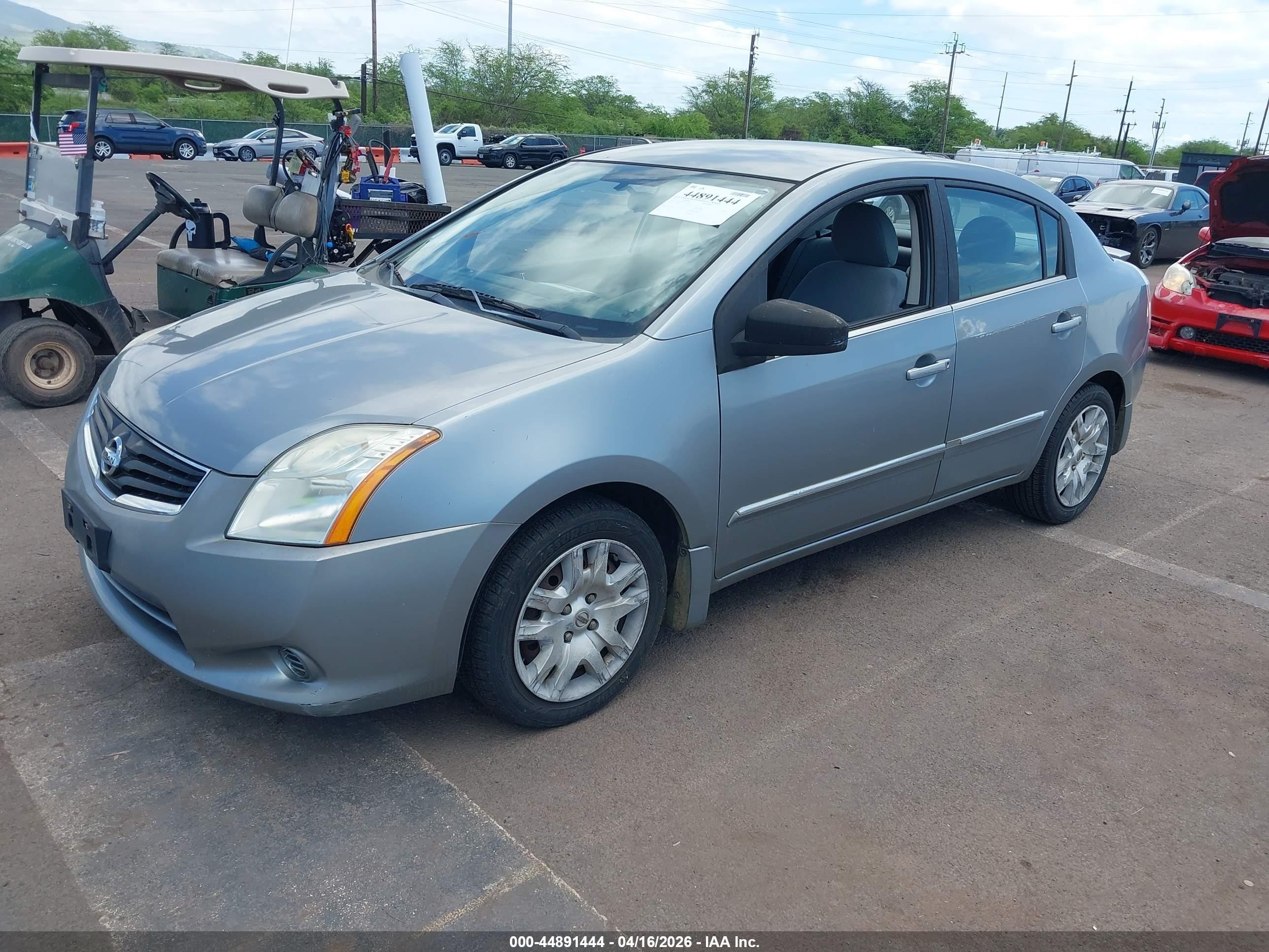 2012 Nissan Sentra 2.0 S Серебряный vin: 3N1AB6APXCL723247