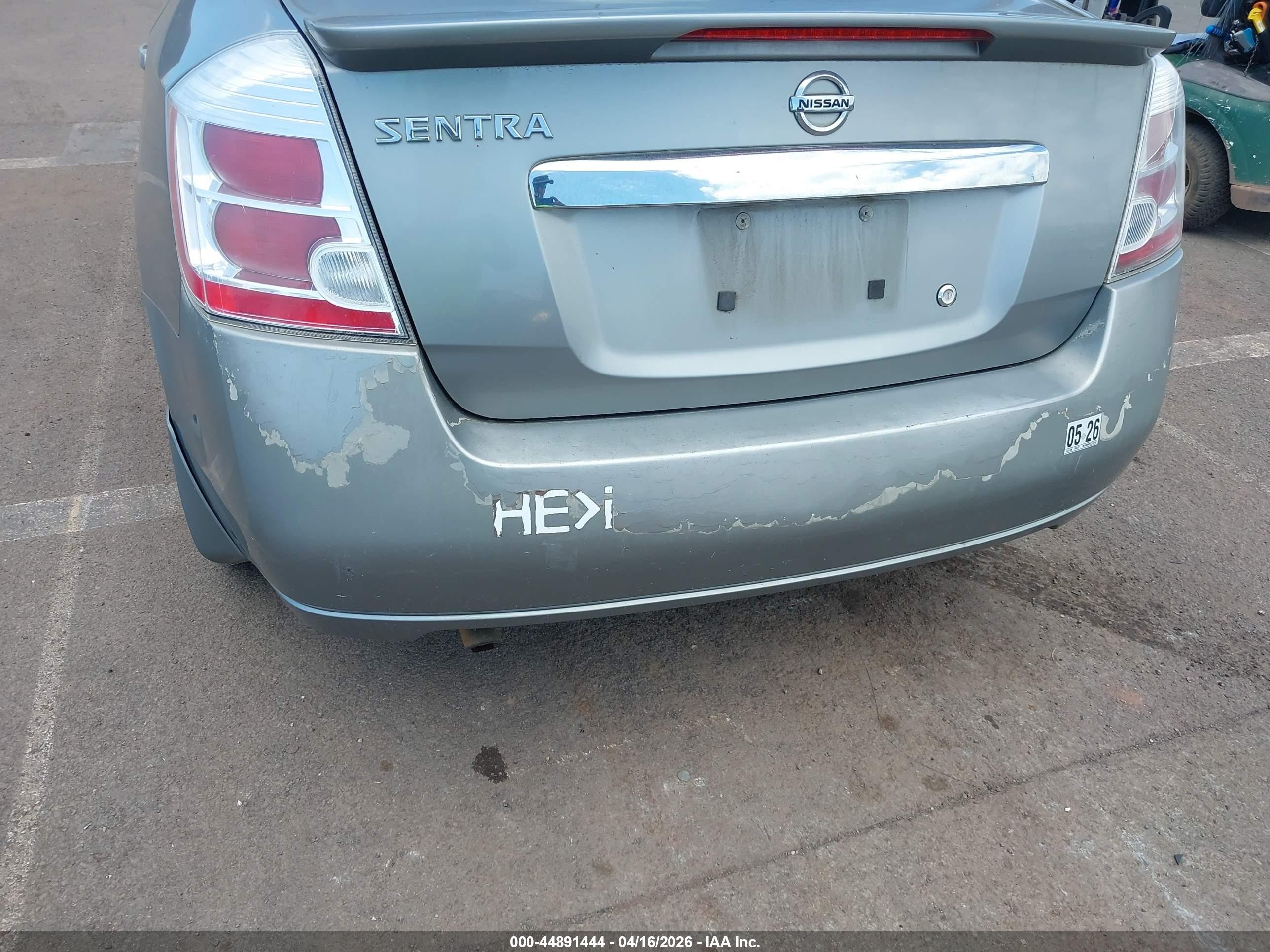 2012 Nissan Sentra 2.0 S Серебряный vin: 3N1AB6APXCL723247