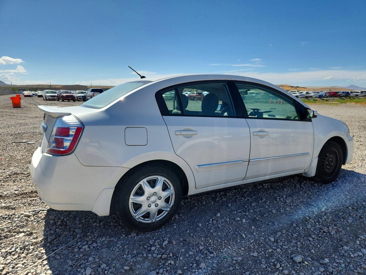 2012 Nissan Sentra 2.0 White vin: 3N1AB6APXCL735723