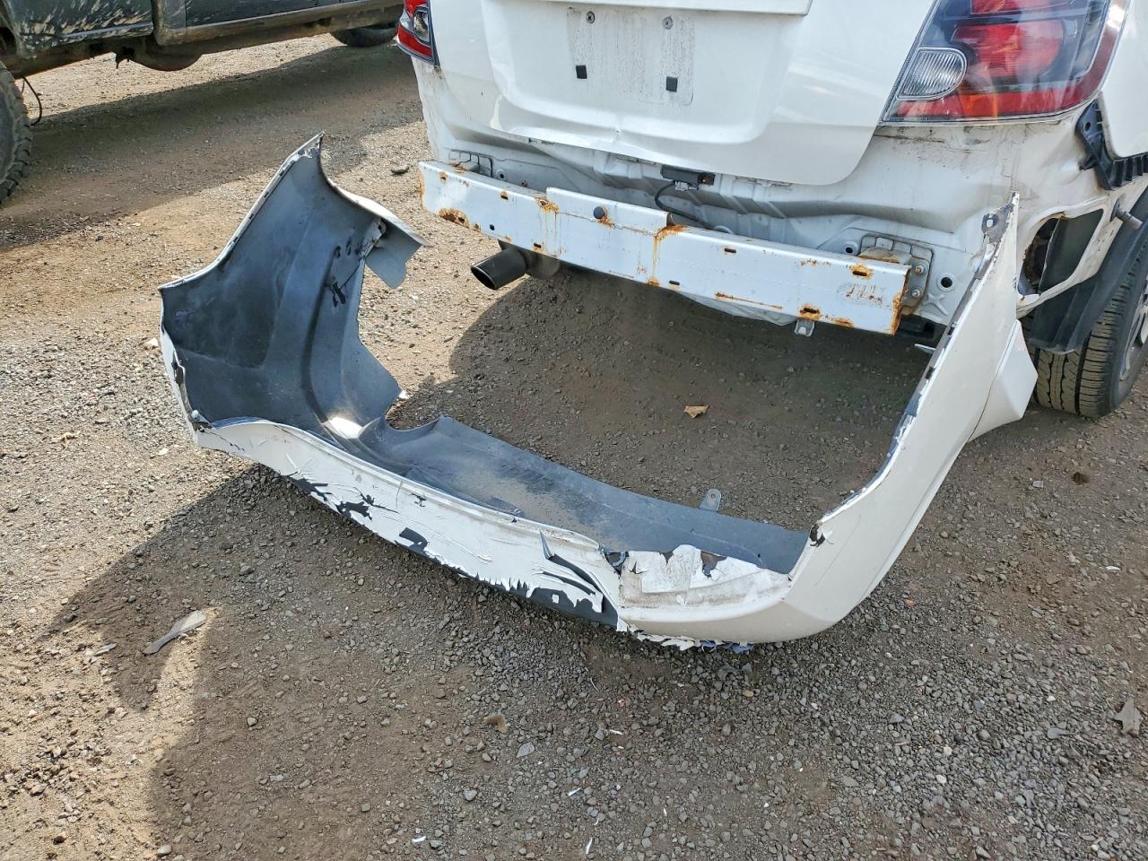 2012 Nissan Sentra 2.0 White vin: 3N1AB6APXCL770116