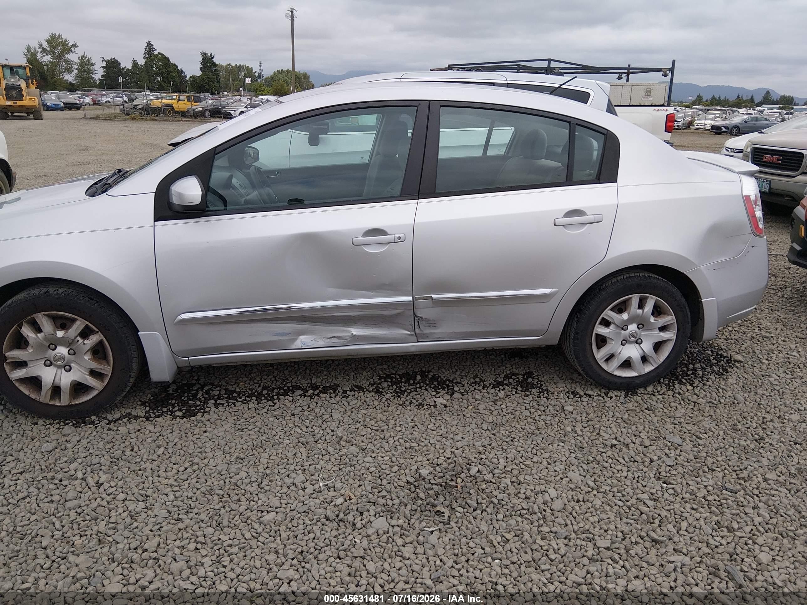2012 Nissan Sentra 2.0 S Silver vin: 3N1AB6APXCL777292