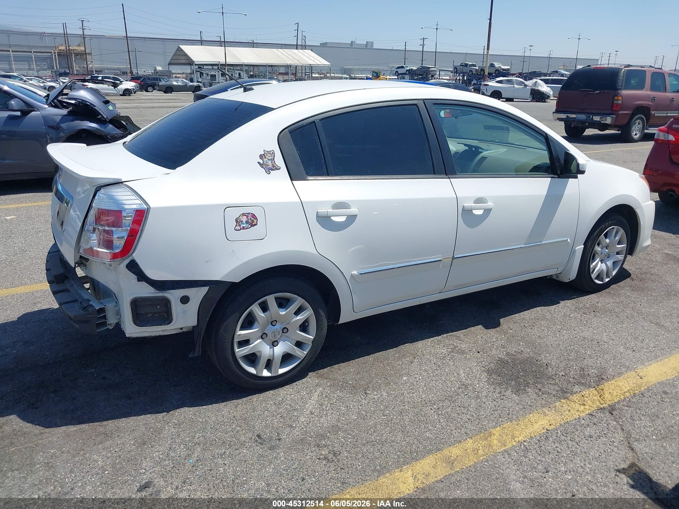 2012 Nissan Sentra 2.0 S White vin: 3N1AB6APXCL783013