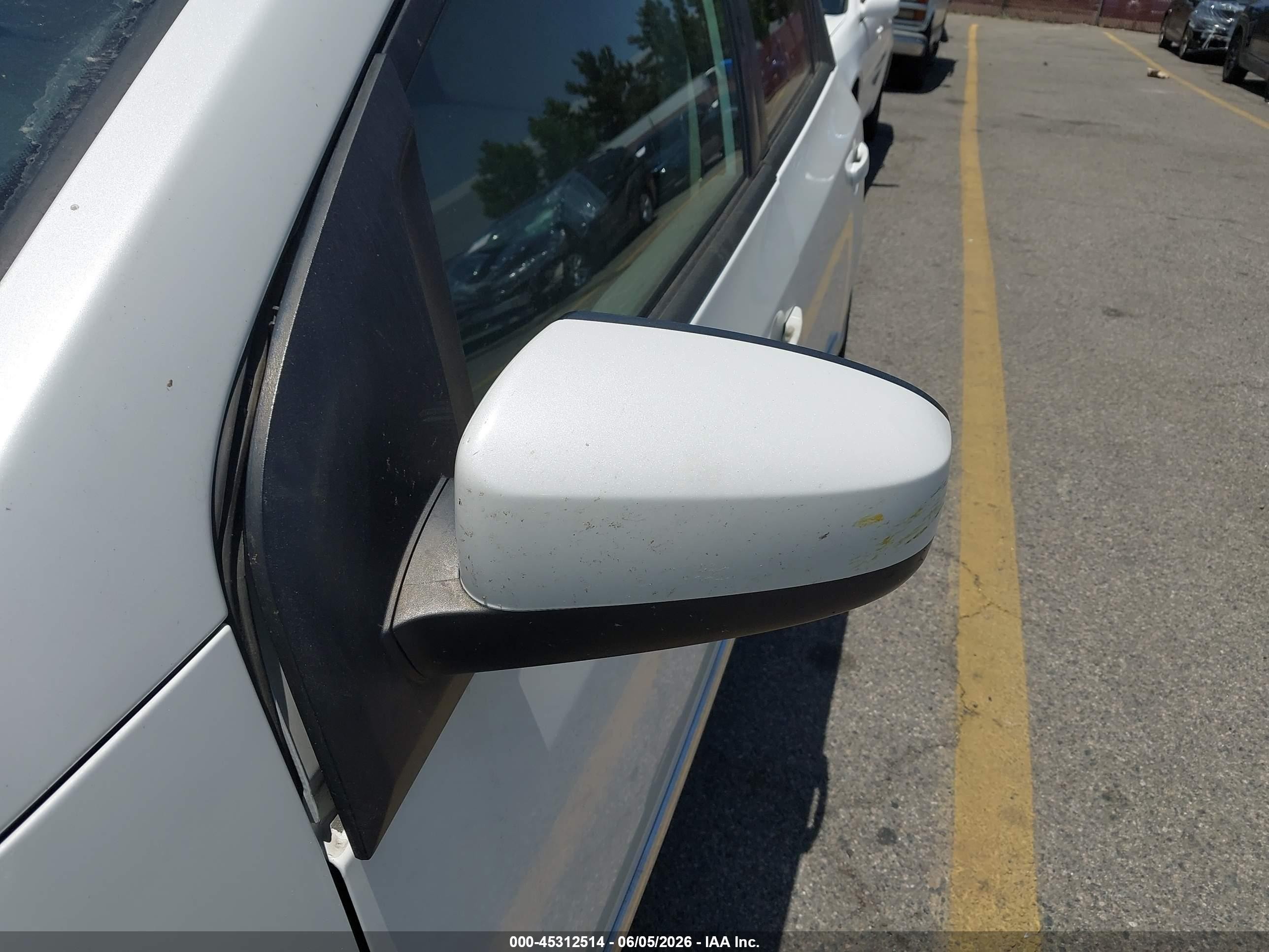 2012 Nissan Sentra 2.0 S White vin: 3N1AB6APXCL783013
