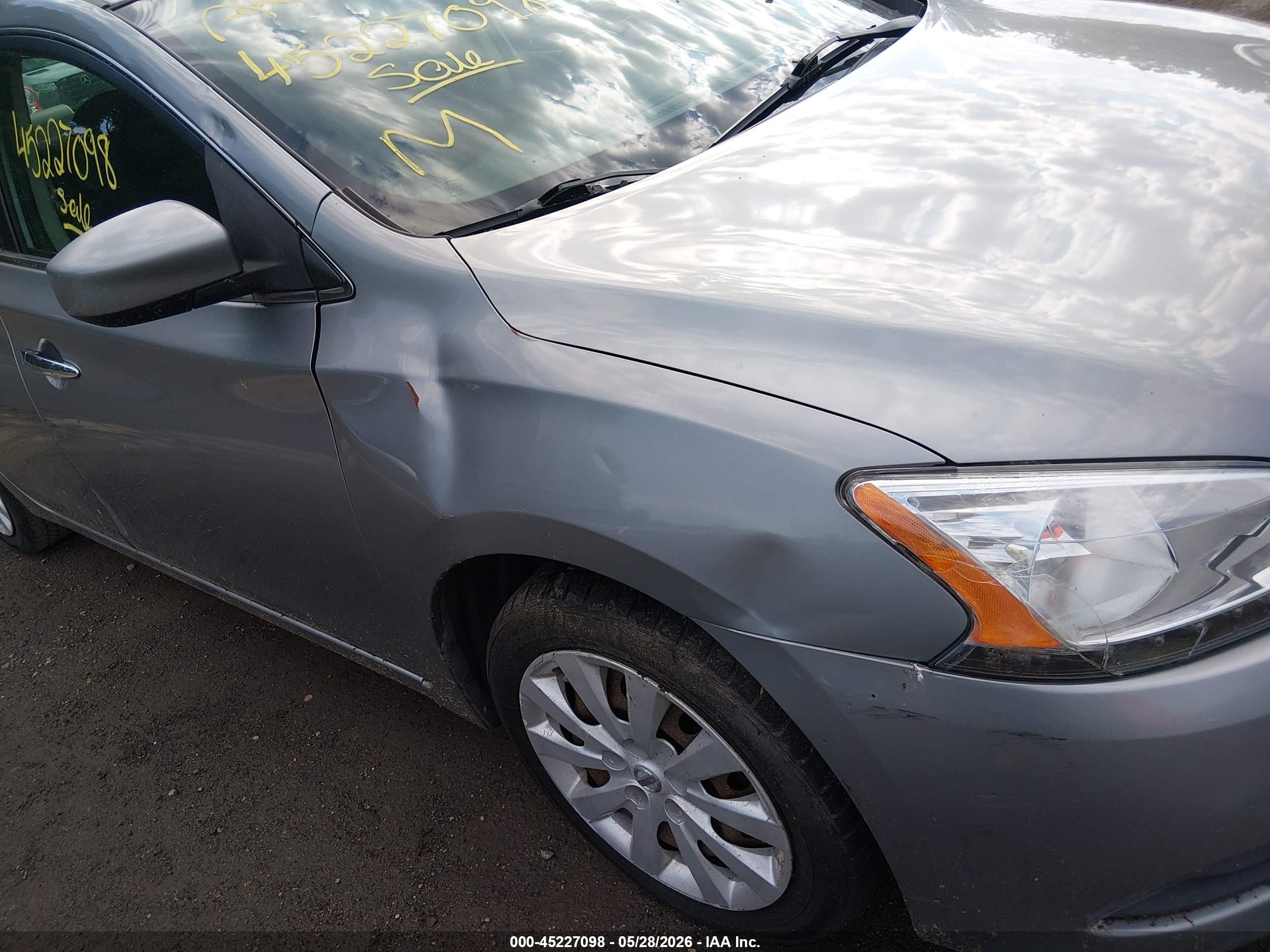 2013 Nissan Sentra S Silver vin: 3N1AB7AP0DL615601