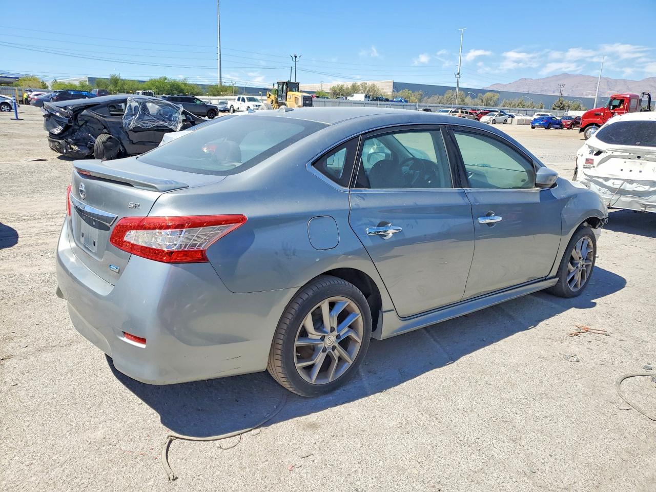 2013 Nissan Sentra S Серебряный vin: 3N1AB7AP0DL679430