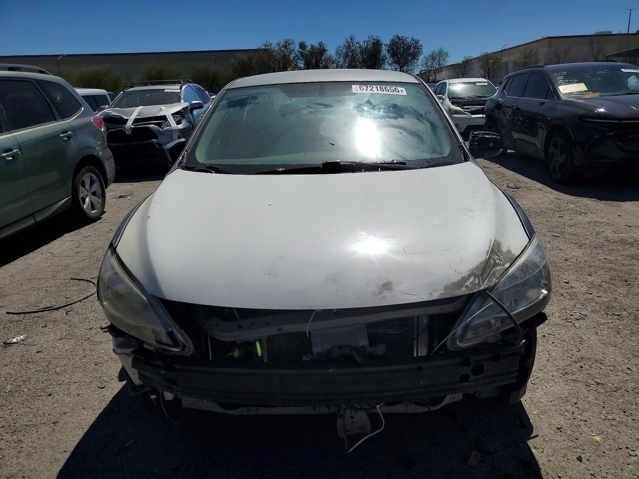 2013 Nissan Sentra S Серебряный vin: 3N1AB7AP0DL679430