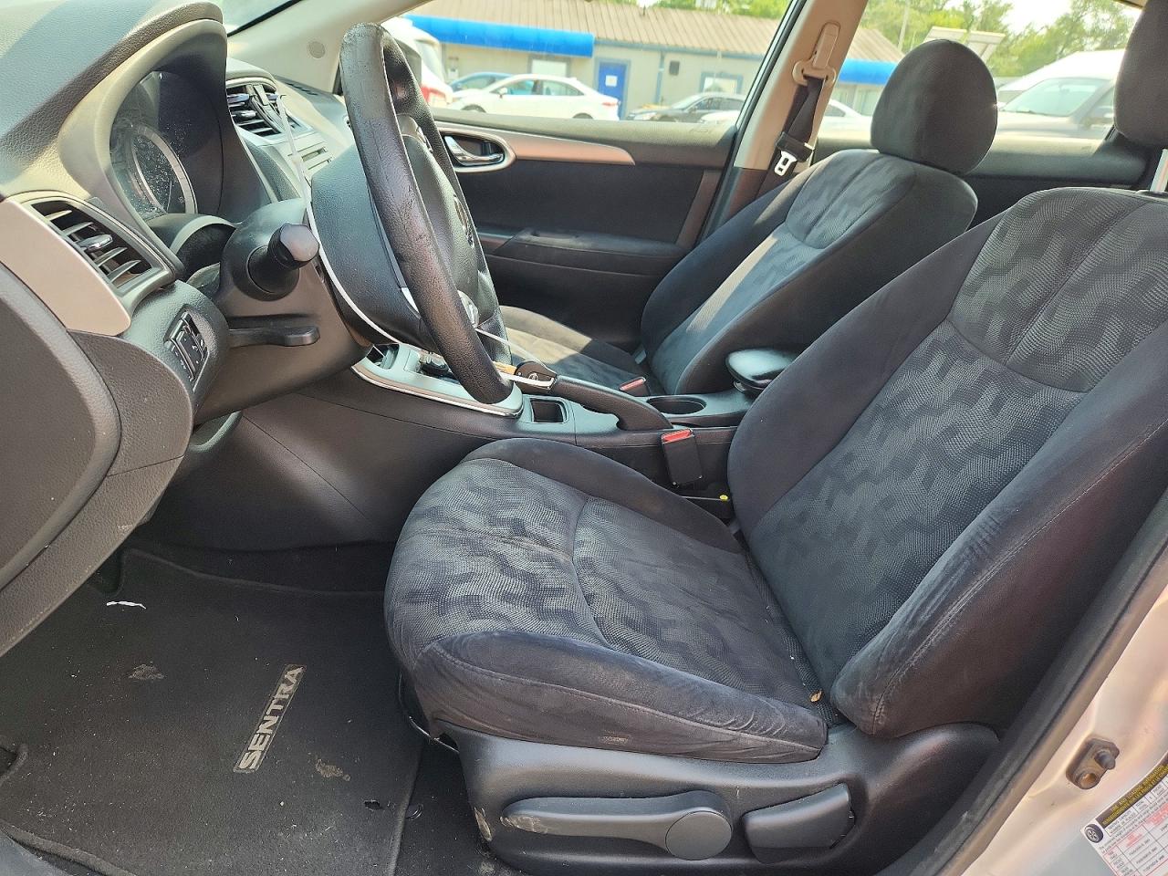 2013 Nissan Sentra S Серебряный vin: 3N1AB7AP0DL697314