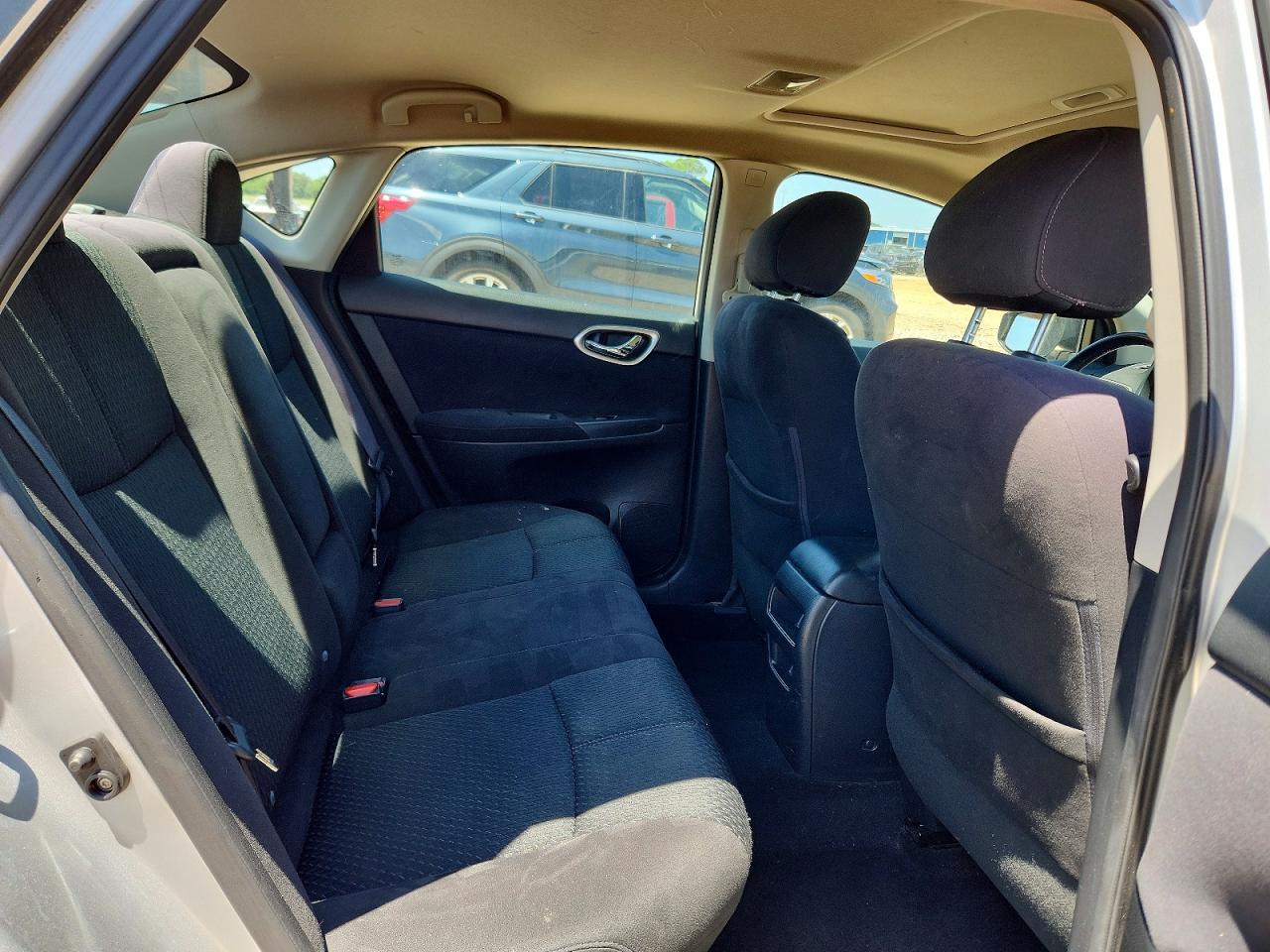 2013 Nissan Sentra S Серебряный vin: 3N1AB7AP0DL797557