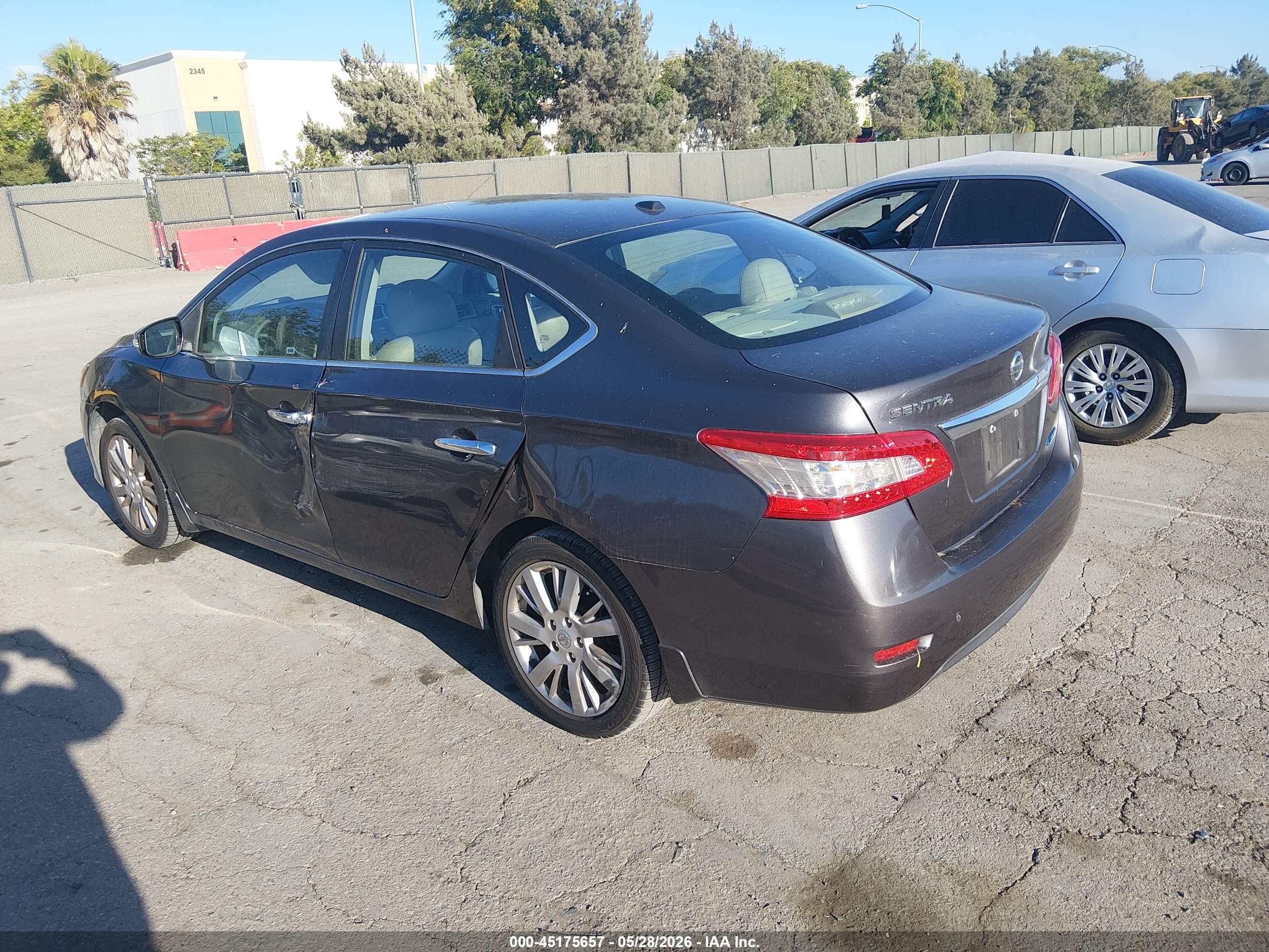 2014 Nissan Sentra Sl Серый vin: 3N1AB7AP0EL608195